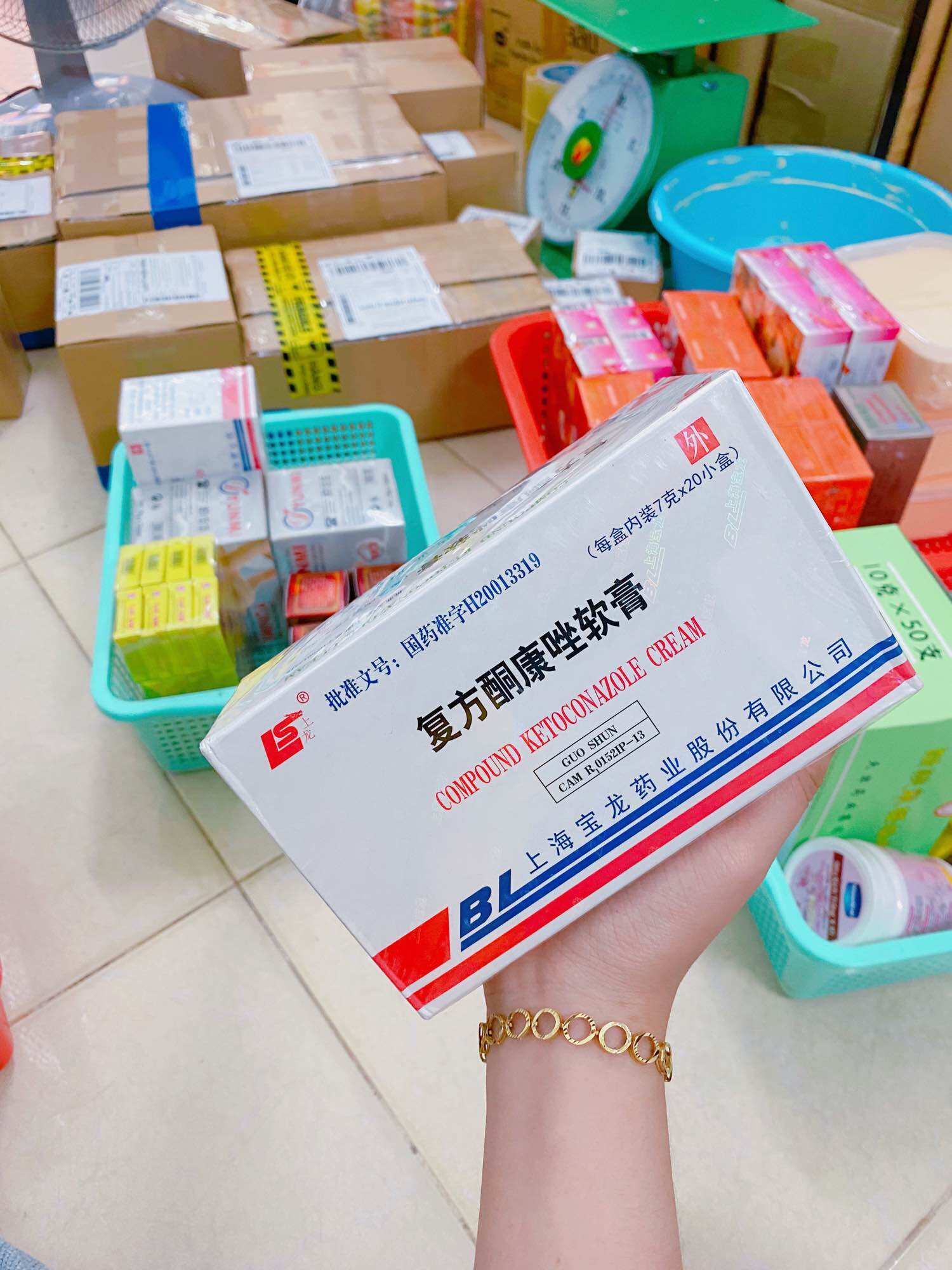 Sỉ lốc 20 hộp kem trắng da BL thái