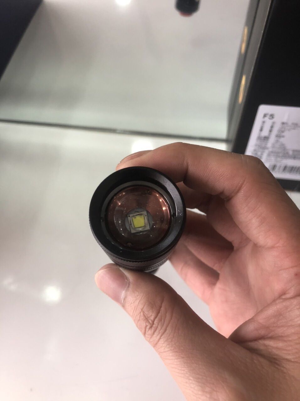 Đèn pin Supfire F5 (zom)