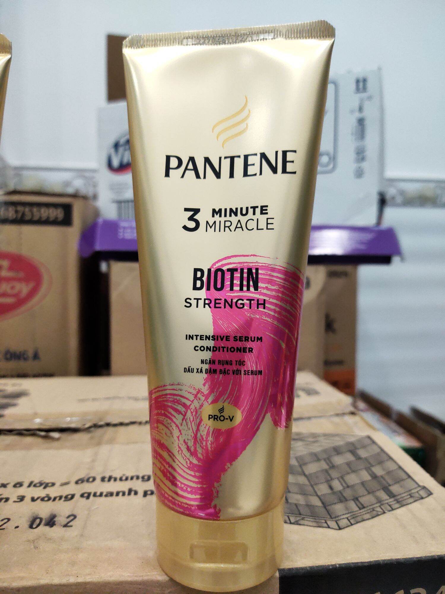 Kem xả pantene 3 phút diệu kỳ 150ml.