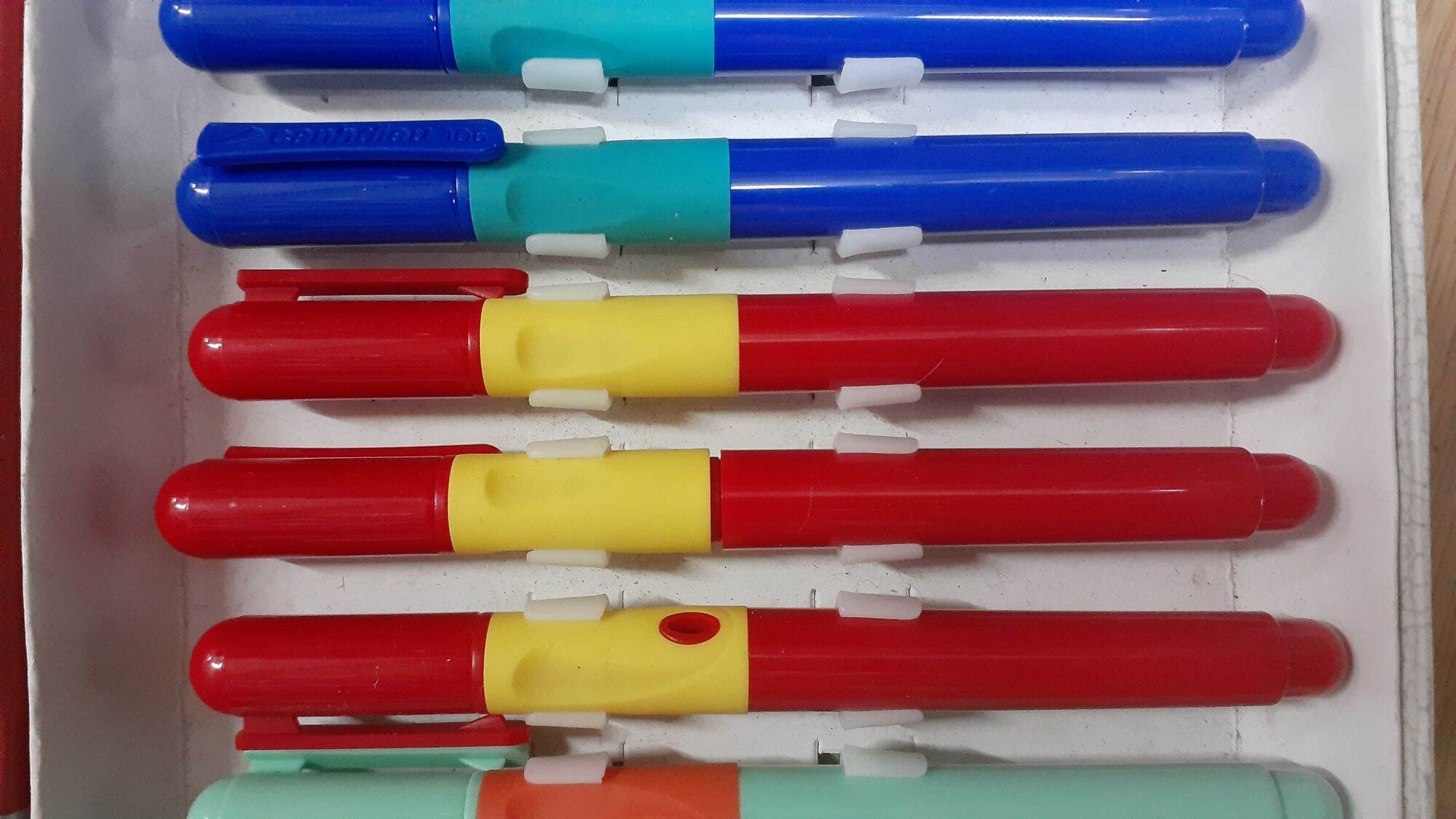 Bút máy cánh diều 106