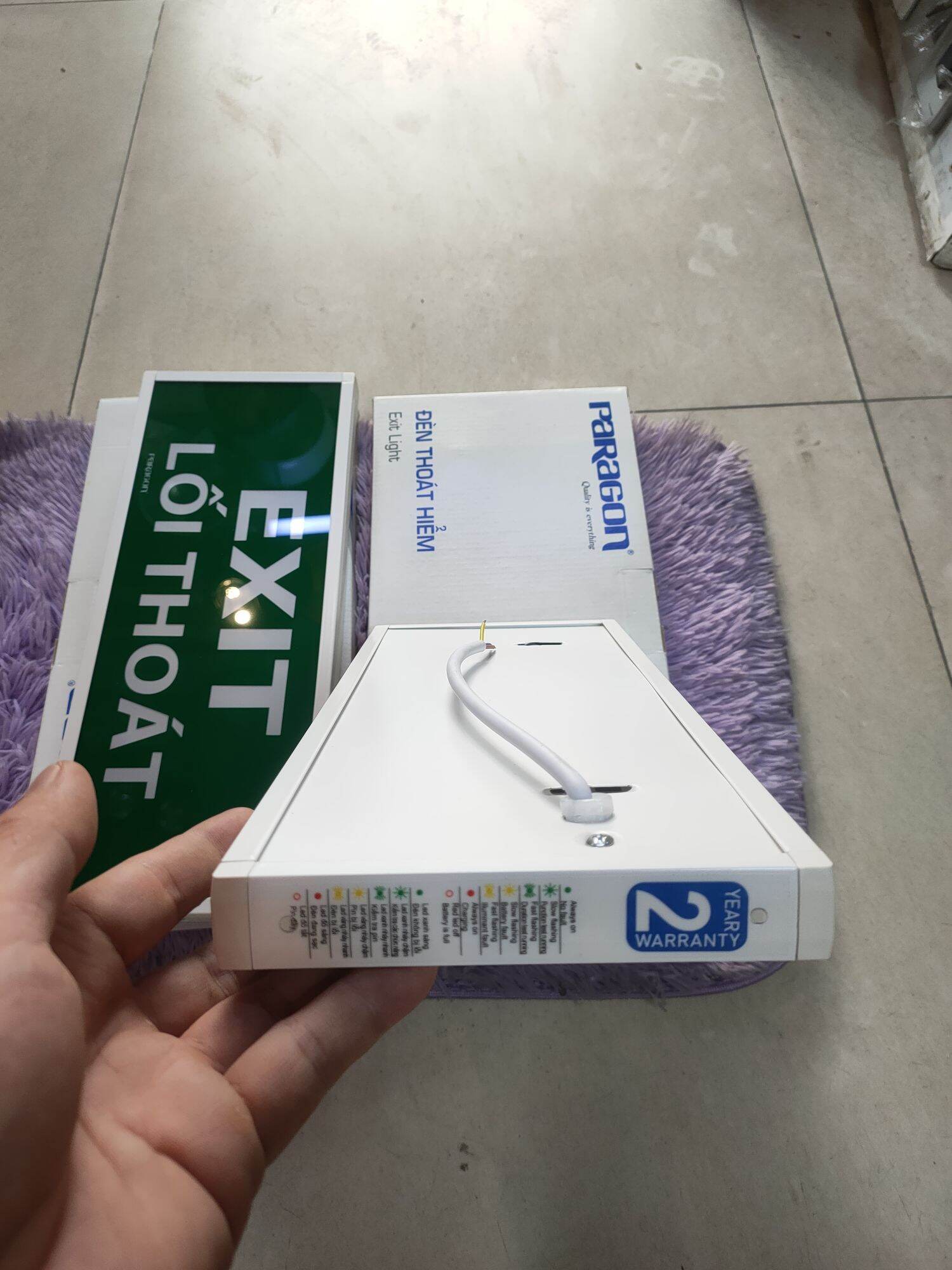Đèn exit -lối thoát 1 mặt,2 mặt paragon hàng chính hãng