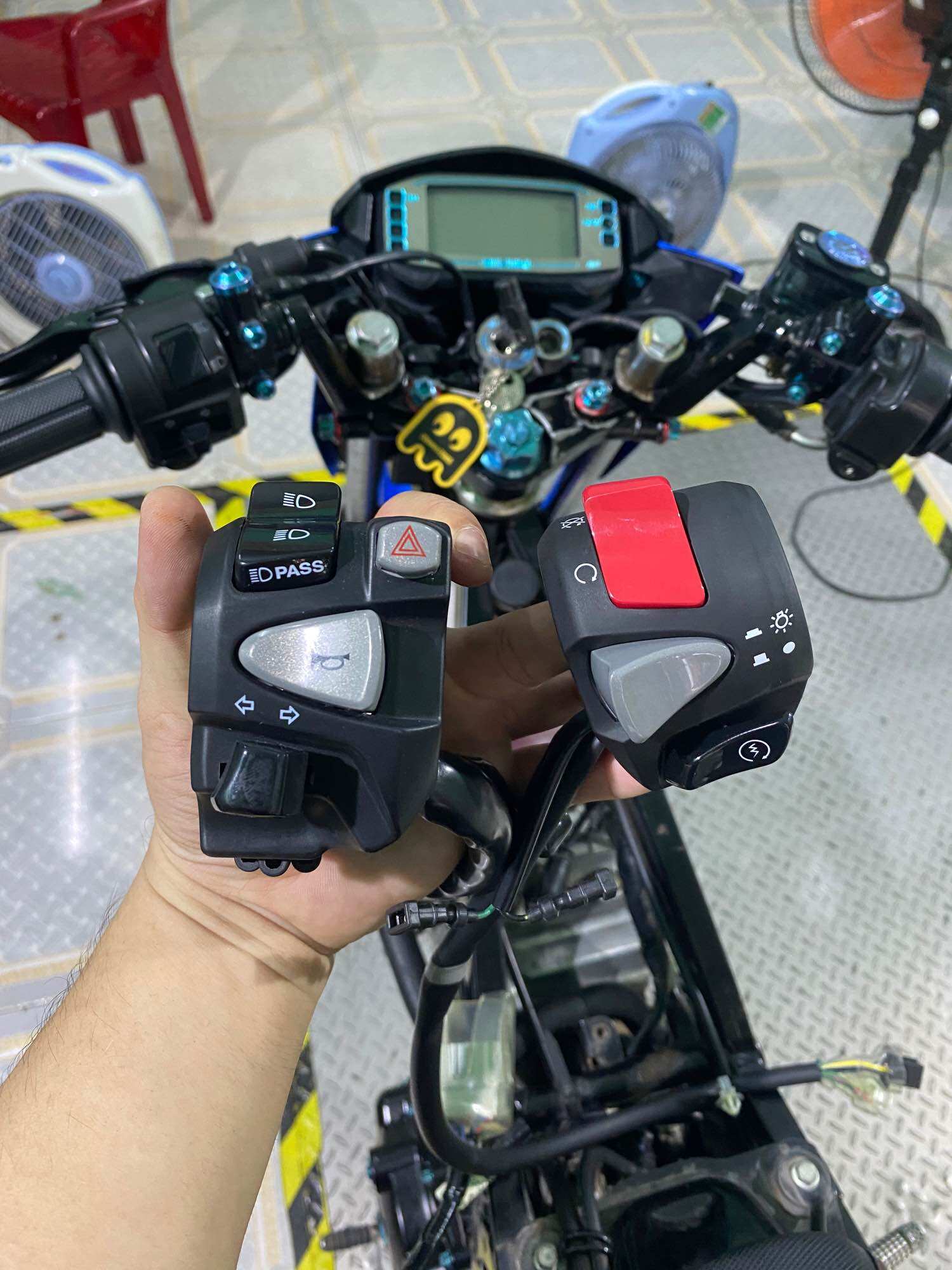 [CHÍNH HÃNG] Cùm CB650, Cùm PCX Hybrid