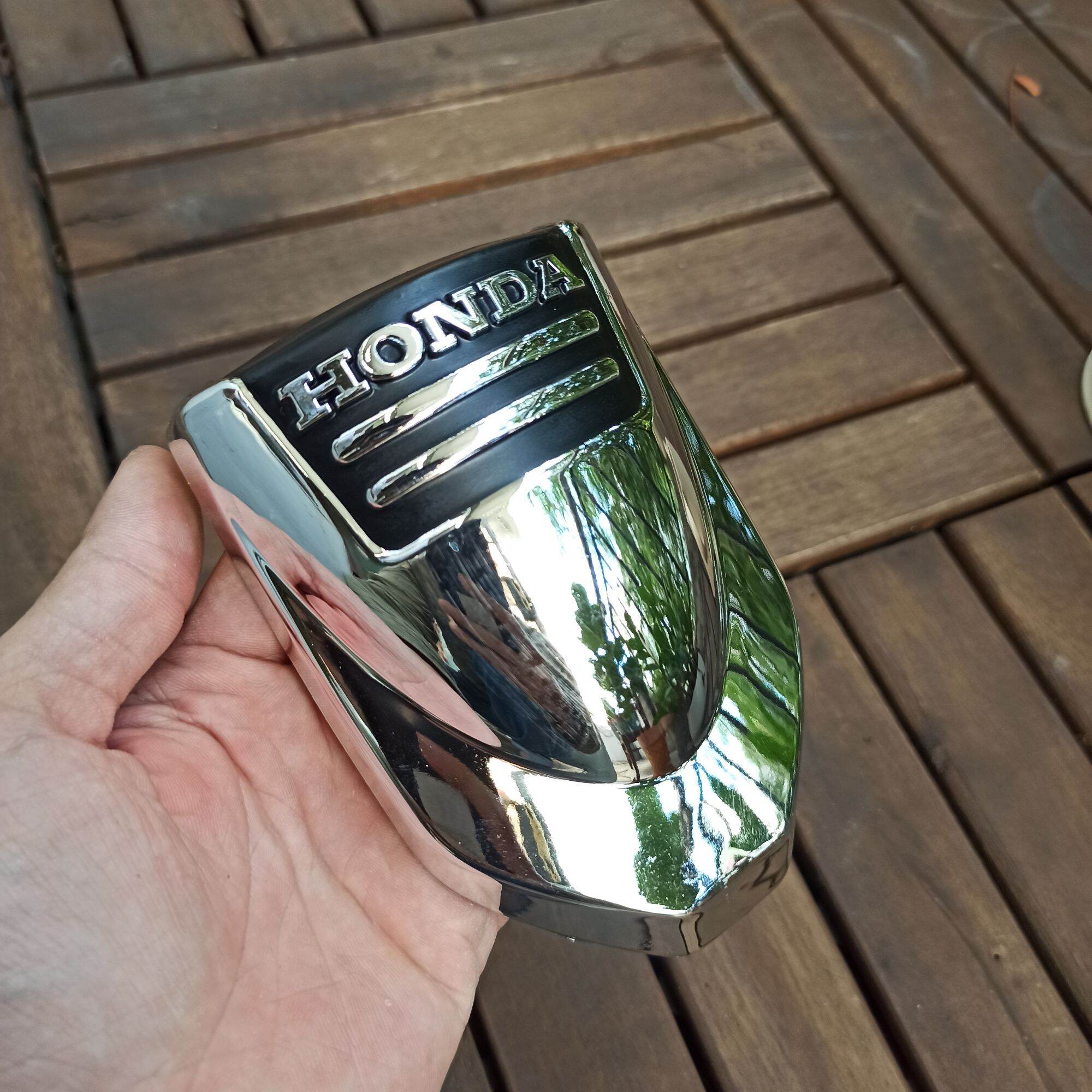 Mặt nạ logo xe dream 100 Trung Quốc hàng Việt Nam.