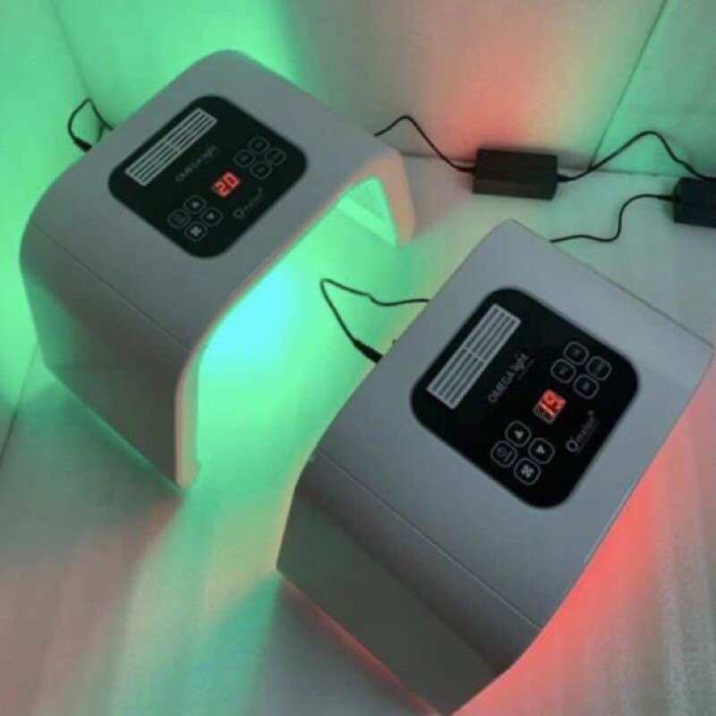 Vòm ánh sáng sinh học 7 màu Omega Light