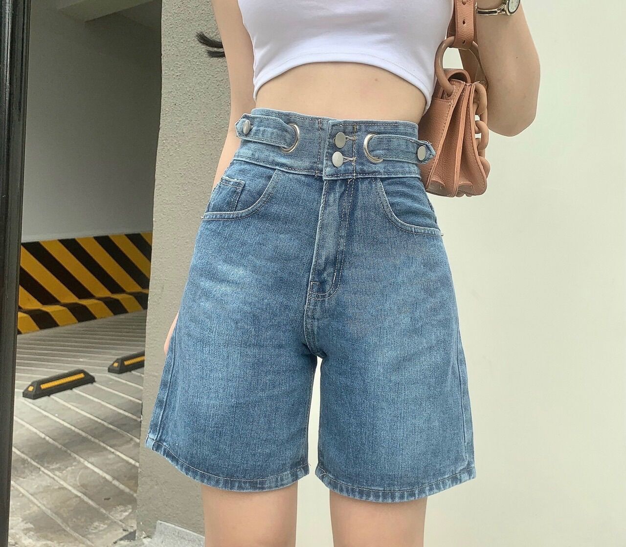 (Siêu Sale) Quần short Jean nữ , quần ĐÙI nữ lưng cao , vải demin cao cấp phong cách Hàn Quốc cao cấp H.N.M STORE