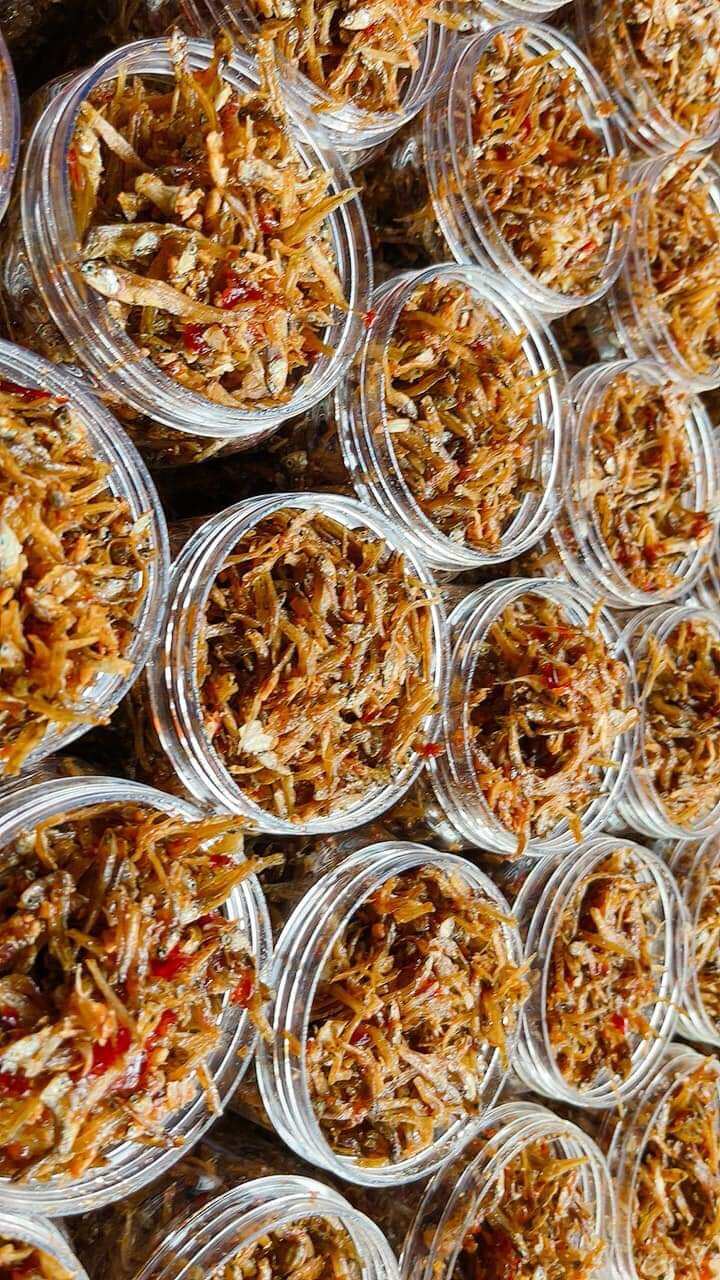 100gr cá cơm rim tỏi ớt