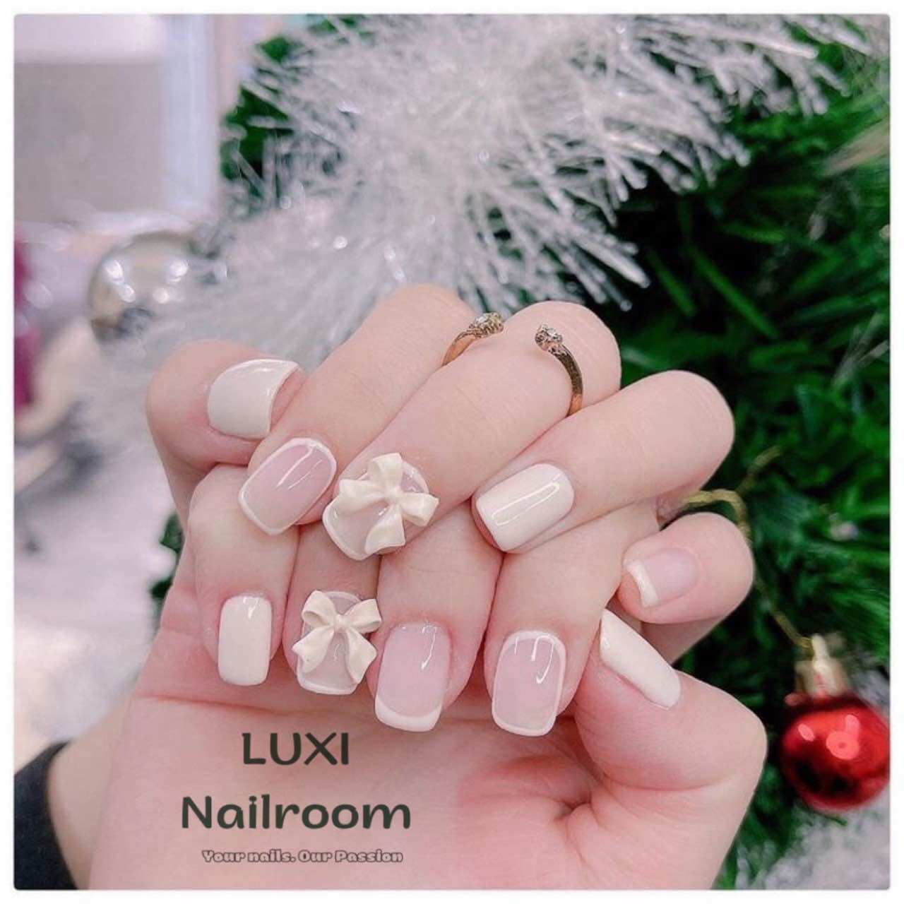 Nailbox - móng úp thiết kế thủ công mẫu sơn trắng sữa, thạch gạo charm nơ