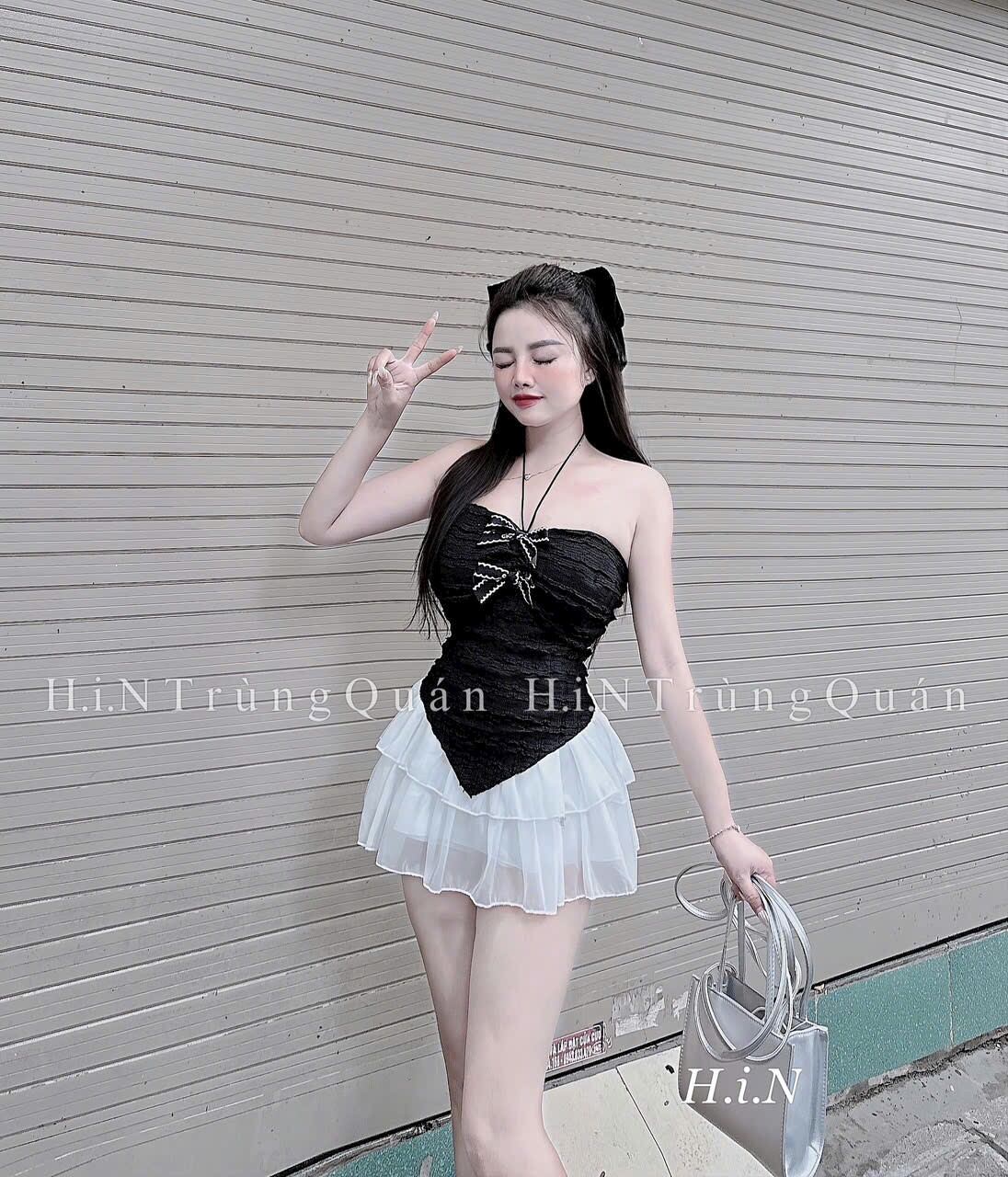 Set áo cúp nơ dây yếm chân váy tơ xòe tầng