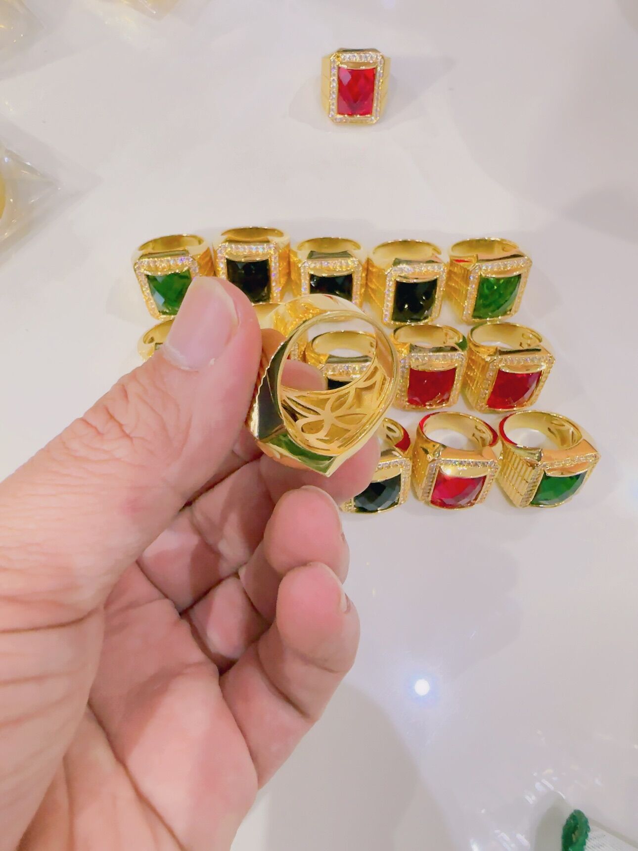 Nhẫn nam mạ vàng 18k đính đá màu đủ size