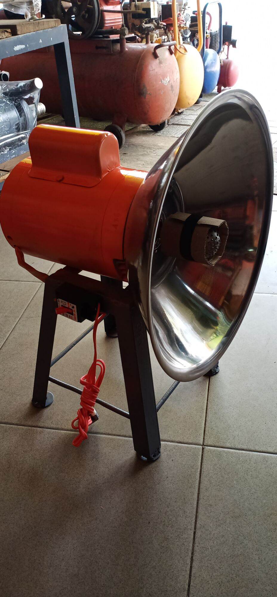 Máy nạo dừa 1 hp . 750w