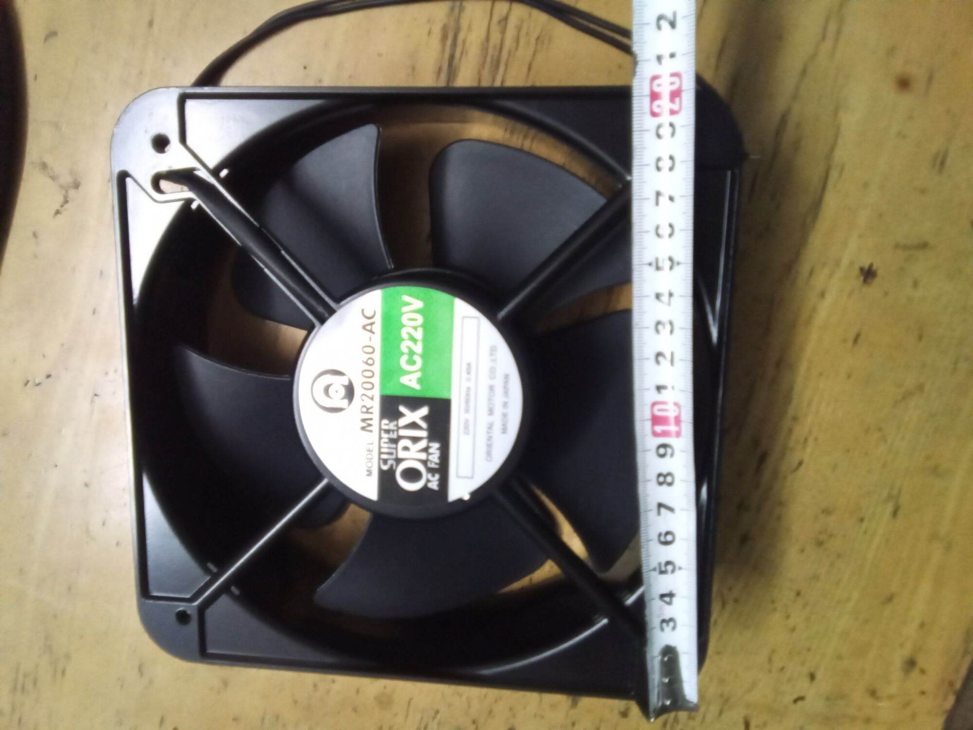 Quạt thông gió Orix AC 220V Kt 20x20x6 Cm