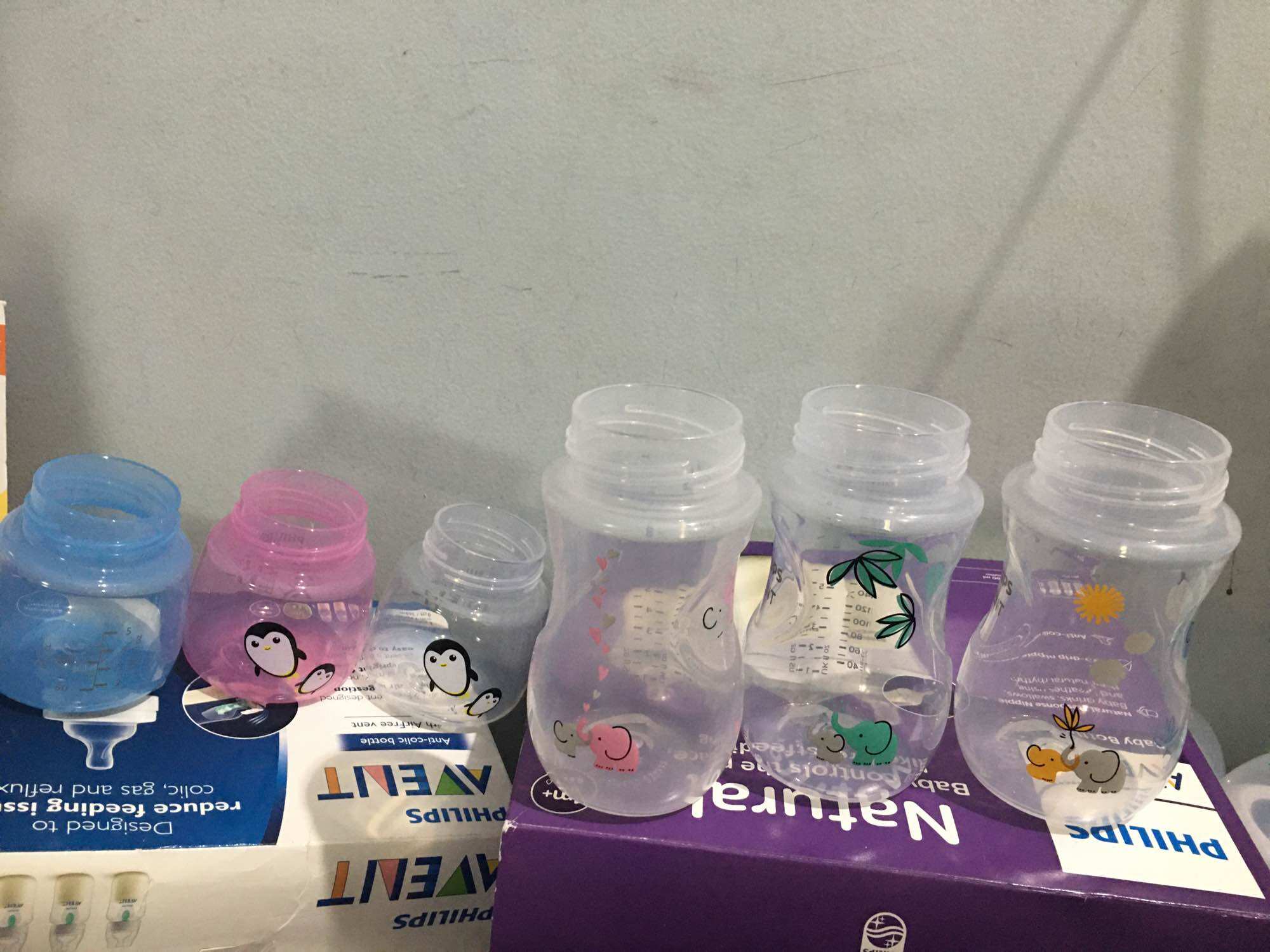 Thân bình sữa avent hoạ tiết hải ly 260ml