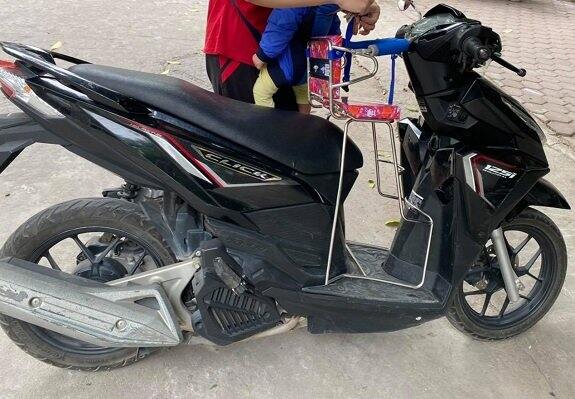 Ghế ngồi xe máy cho bé dành cho xe Grande