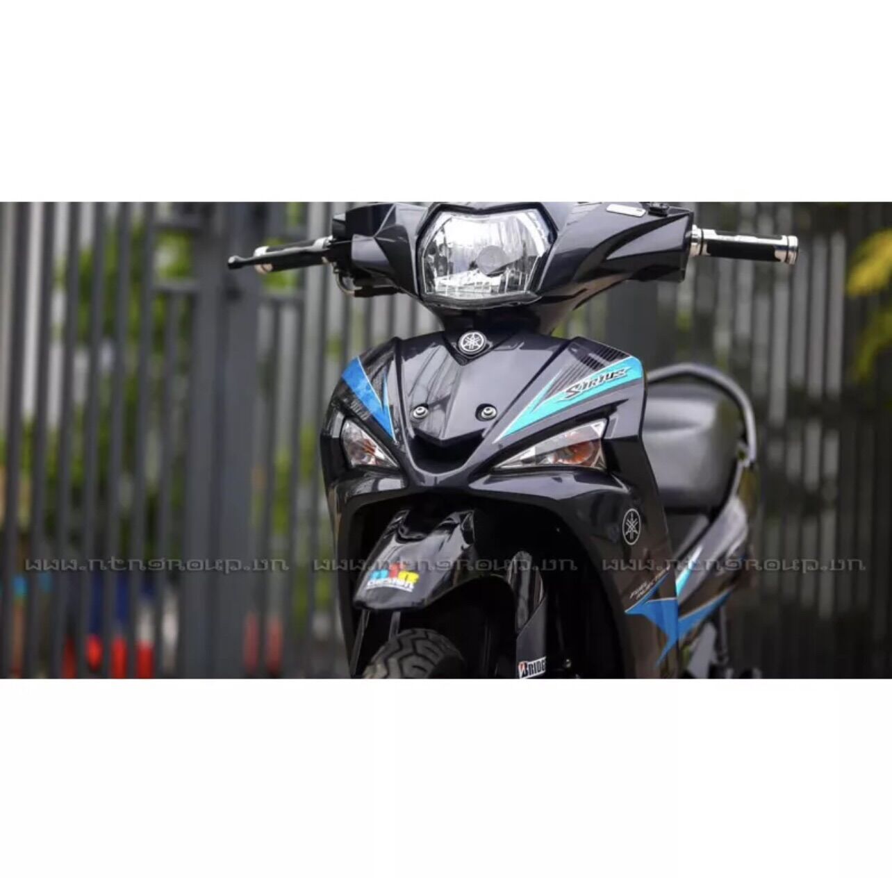 Tem sirius FI đen xanh tem chế