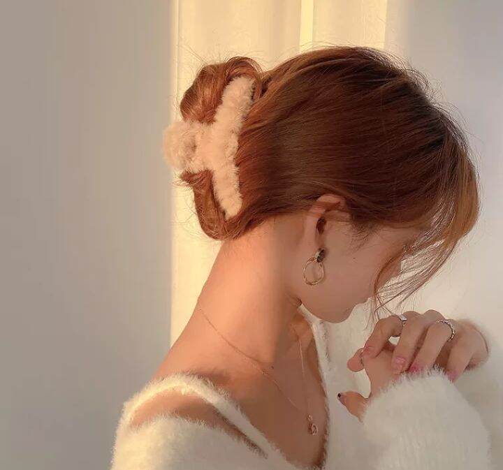 Kẹp Tóc Con Thỏ Kèm Bình Nước 2L
