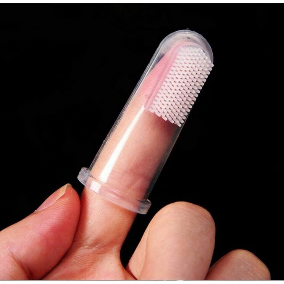 Dụng cụ rơ lưỡi, vệ sinh răng miệng cho bé