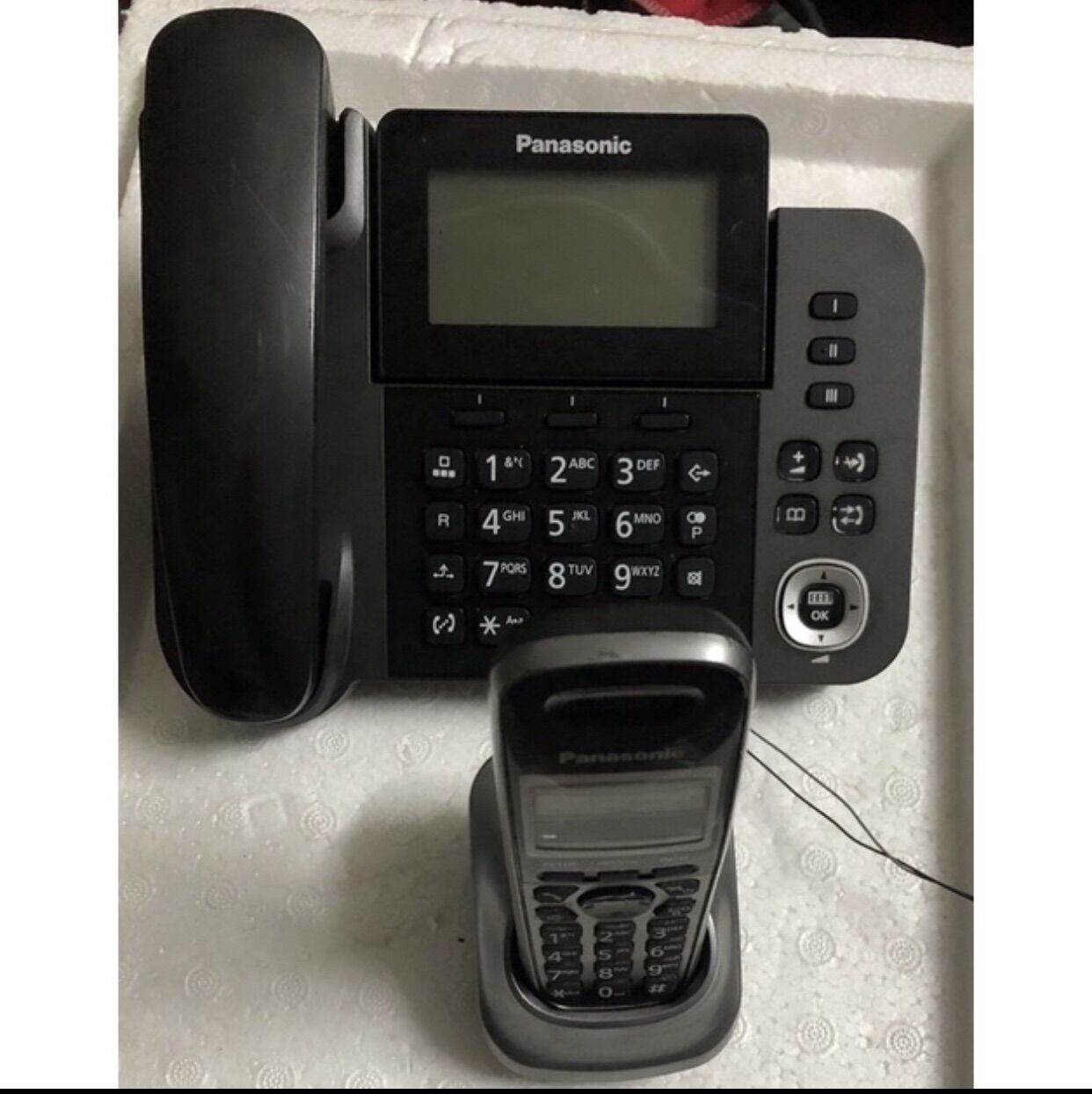 Điện thoại mẹ bồng con panasonic kx-tgf310