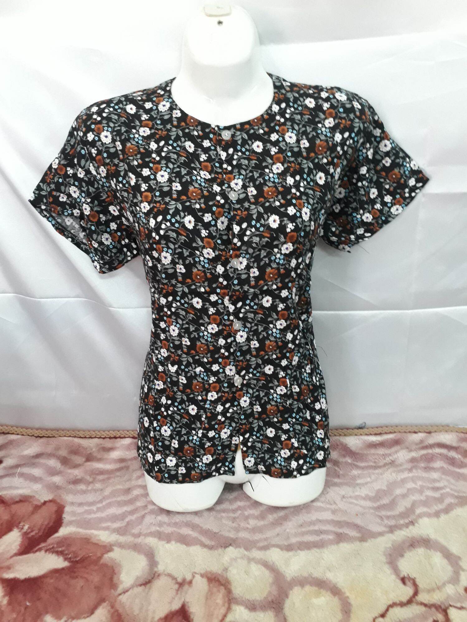 Áo lanh hoa dành cho bà già