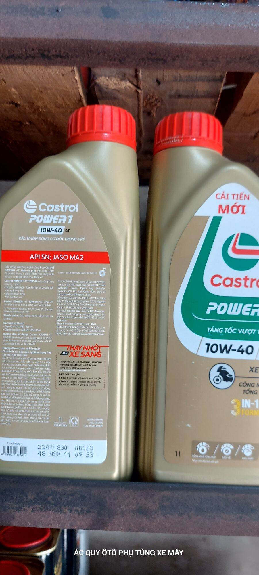 COMBO 2 CHAI NHỚT XE MÁY CATROL 4T 1L