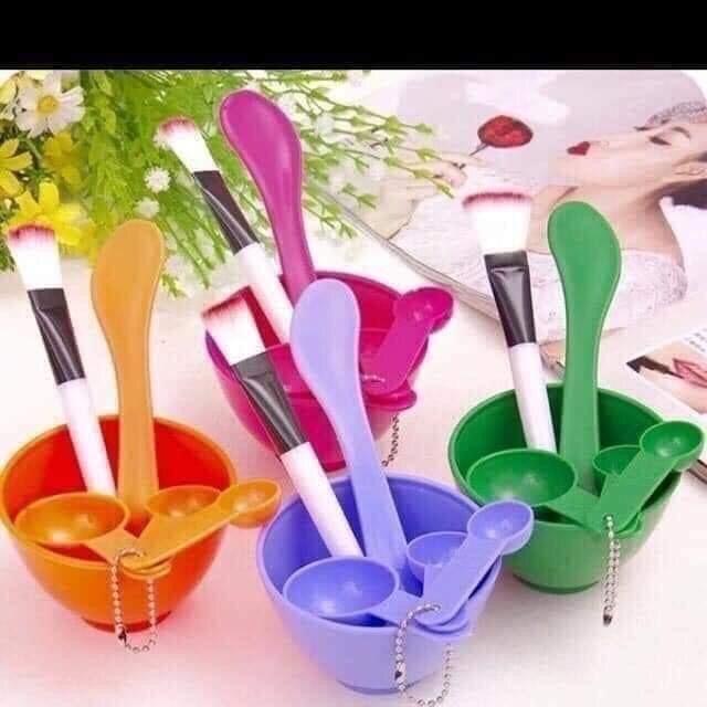 Bát trộn mặt nạ kèm thìa và que trộn