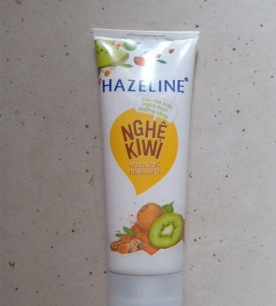 SỮA RỮA MẶT HAZELINE