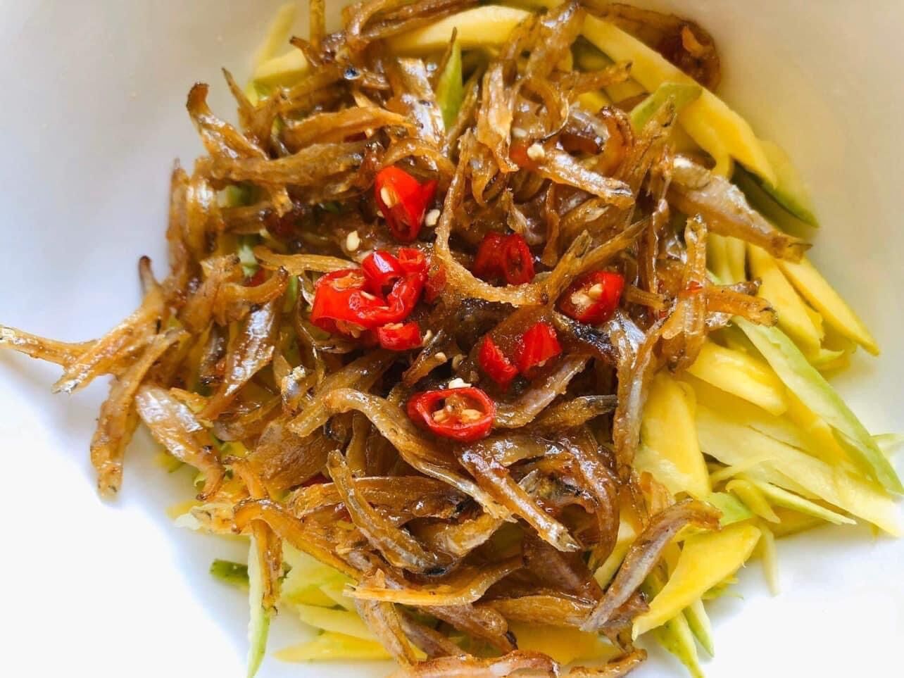 Cá Cơm rim mắm tỏi ớt hũ 250g