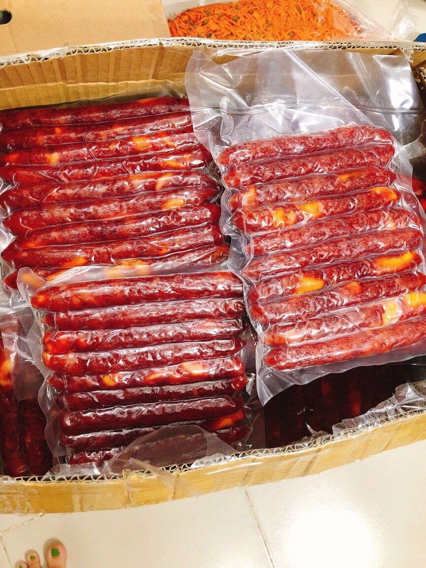 Lạp xưởng tôm trứng muối thơm ngon 500g