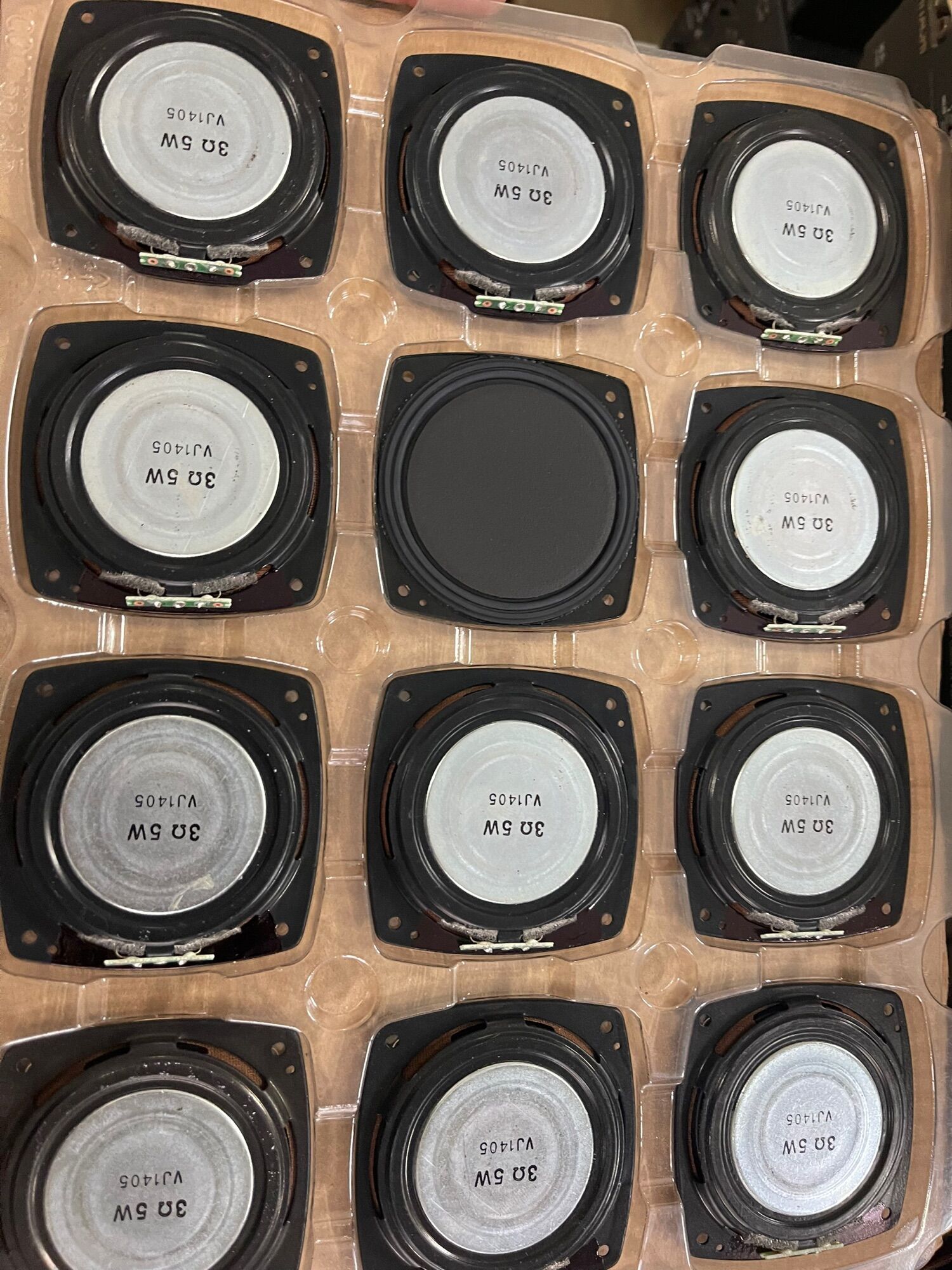 Loa từ neo siêu mỏng giá 77k 1 cặp