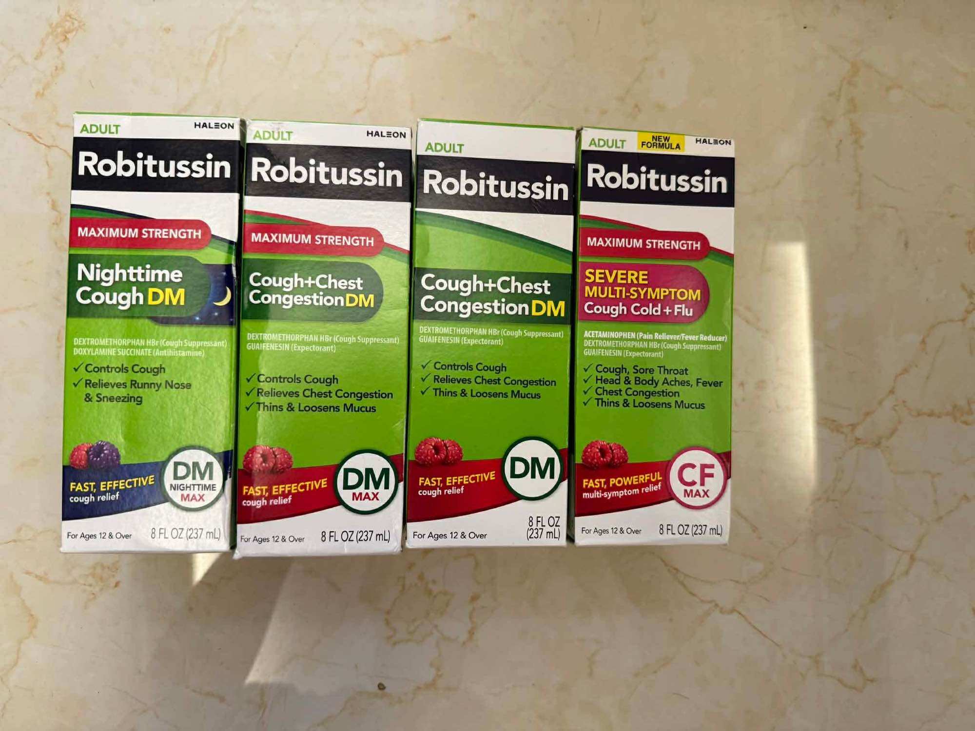 Siro giảm ho, đau ngực Robitussin Cough+Chest Congestion DM 237ml
