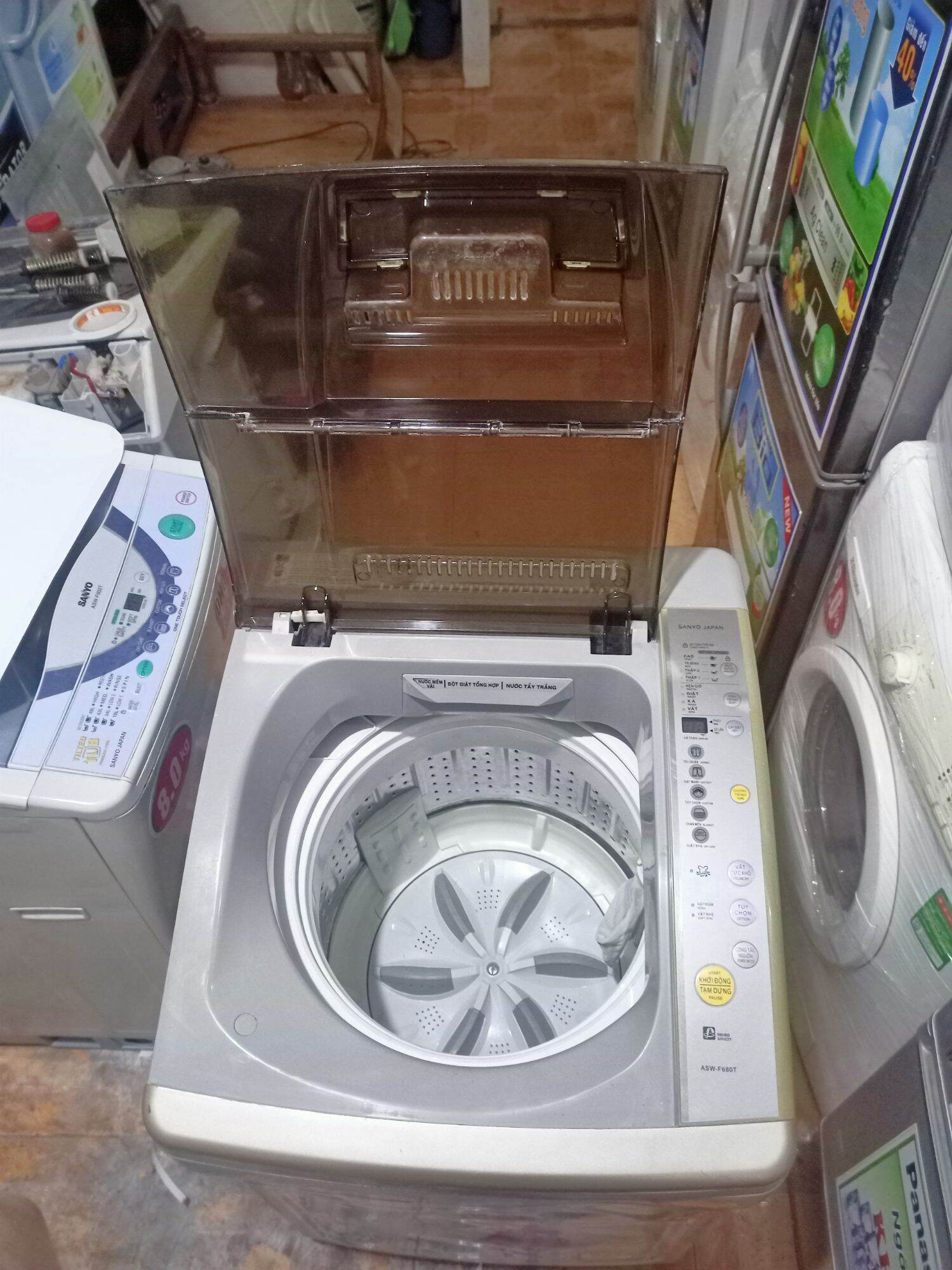 máy giặt sanyo 8,5kg còn mới khoảng 80%