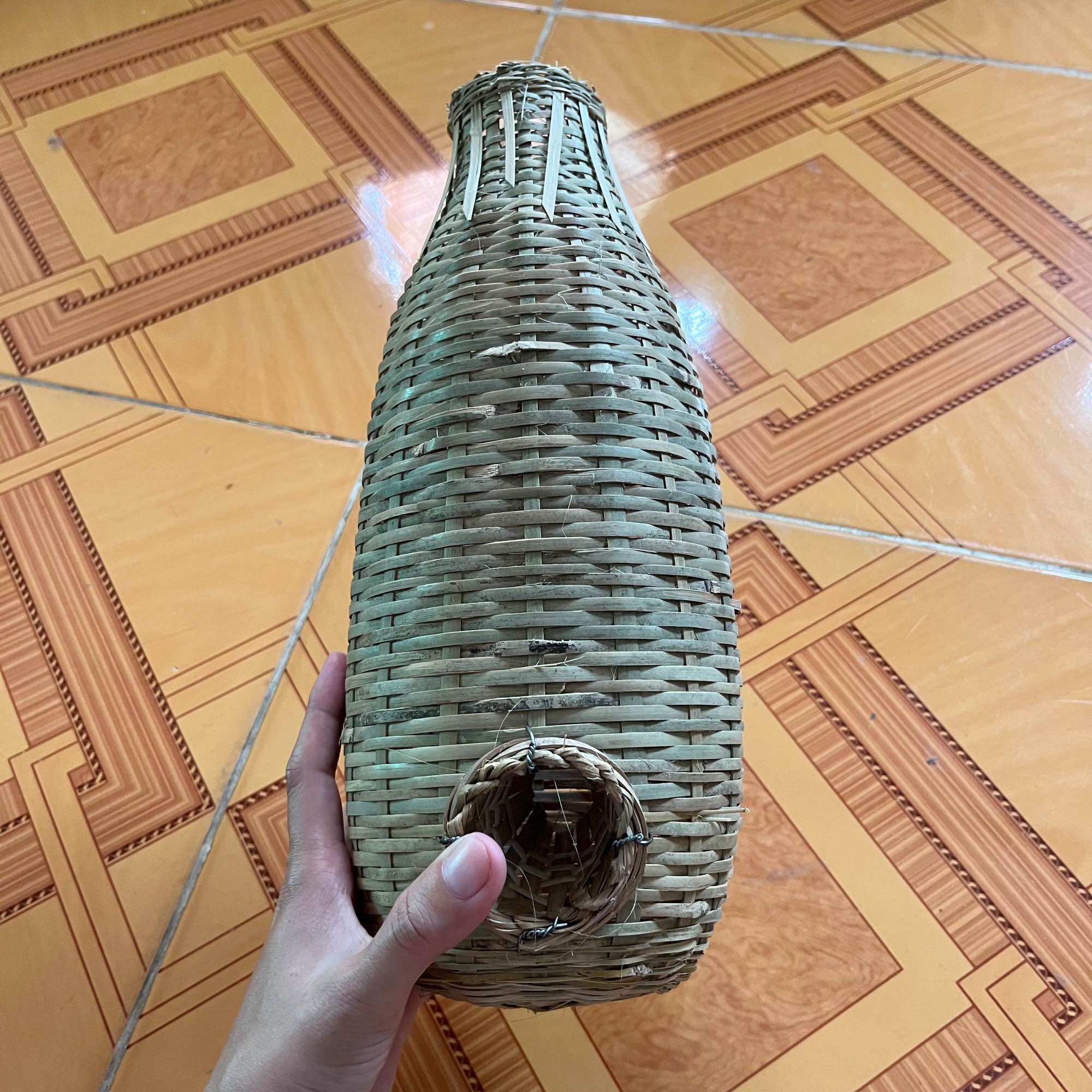 Cái Thời đặt tép, cái chúm đặttôm tép đan chắc chắn