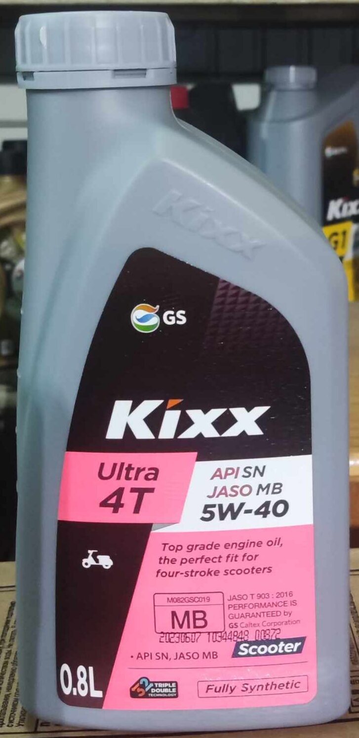 NHỚT KIXX SCOOTER 5W40-800ML - mẫu hoàn toàn mới