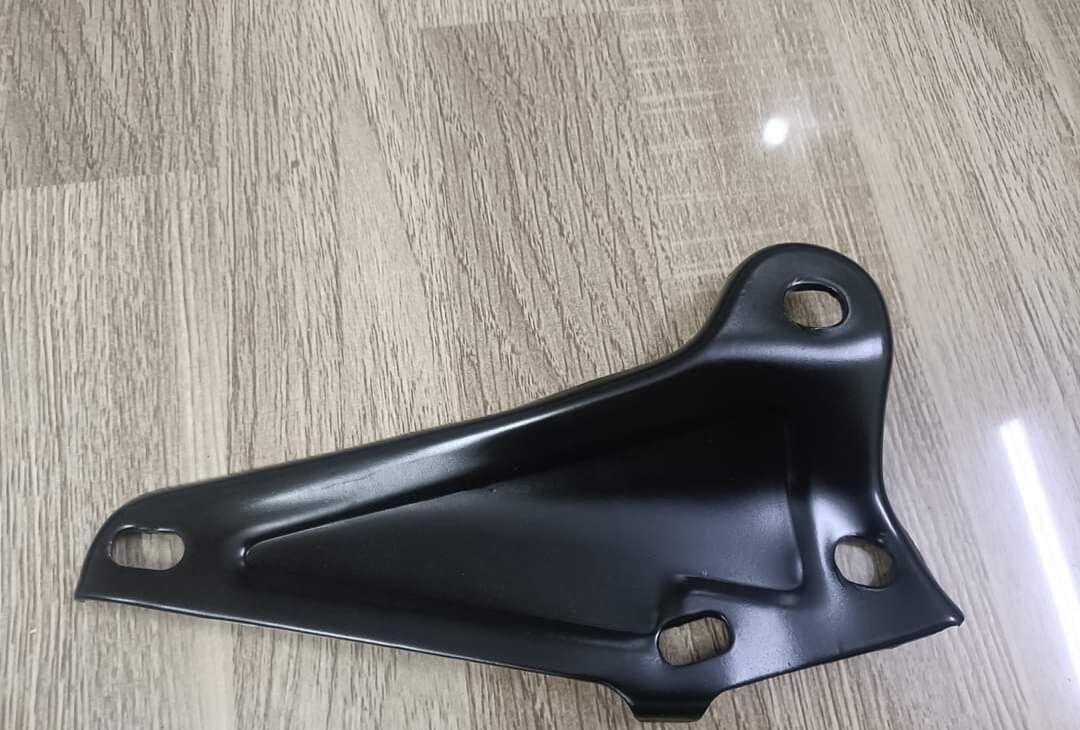 Tai bắt pô xe Dream Thái