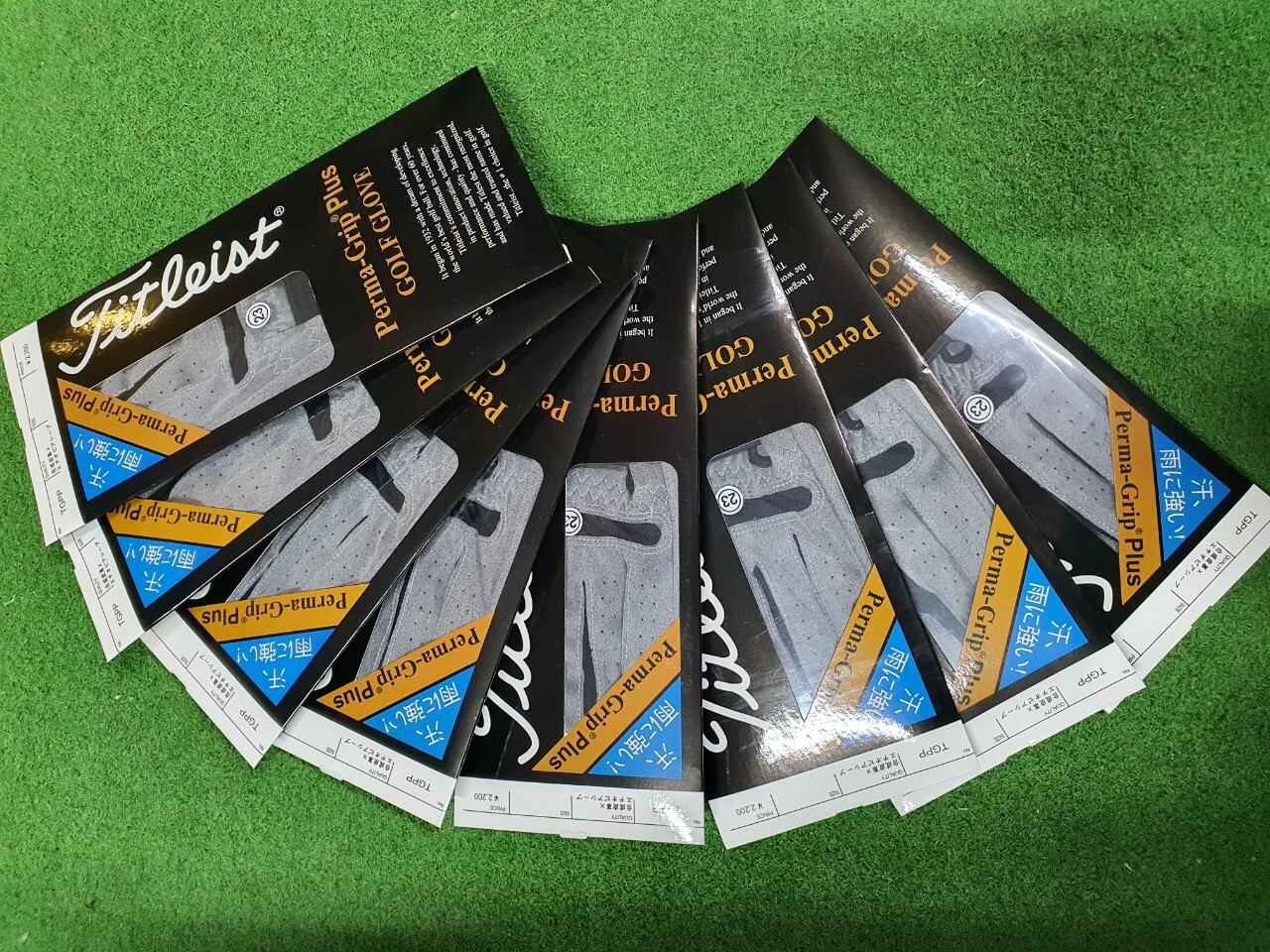 Găng tay trái Titleist