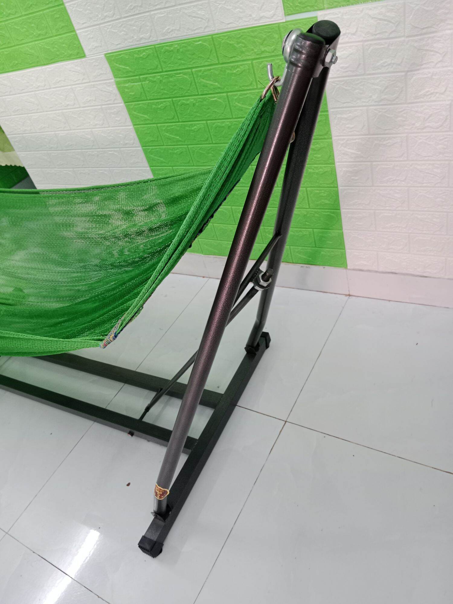 khung võng sắt sơn tĩnh điện nặng 9kg