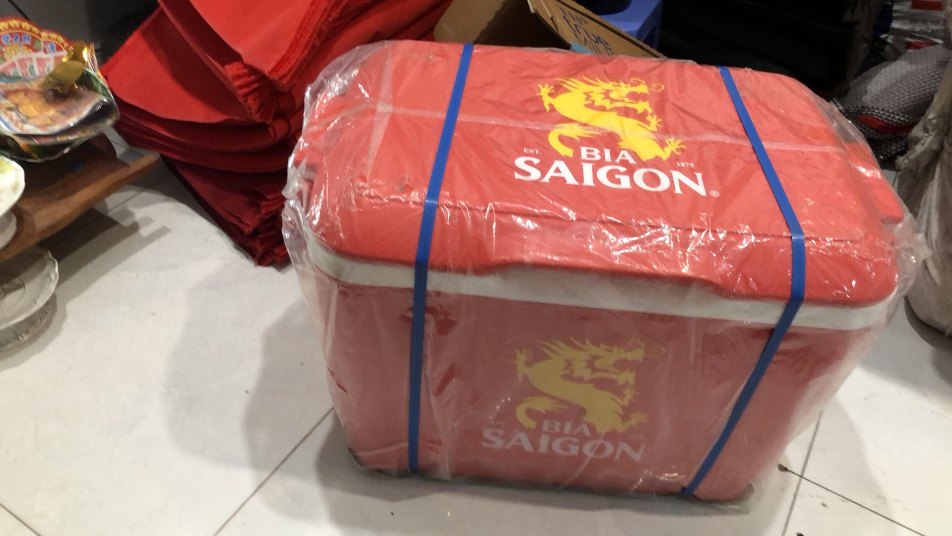 Thùng đá 85 lít