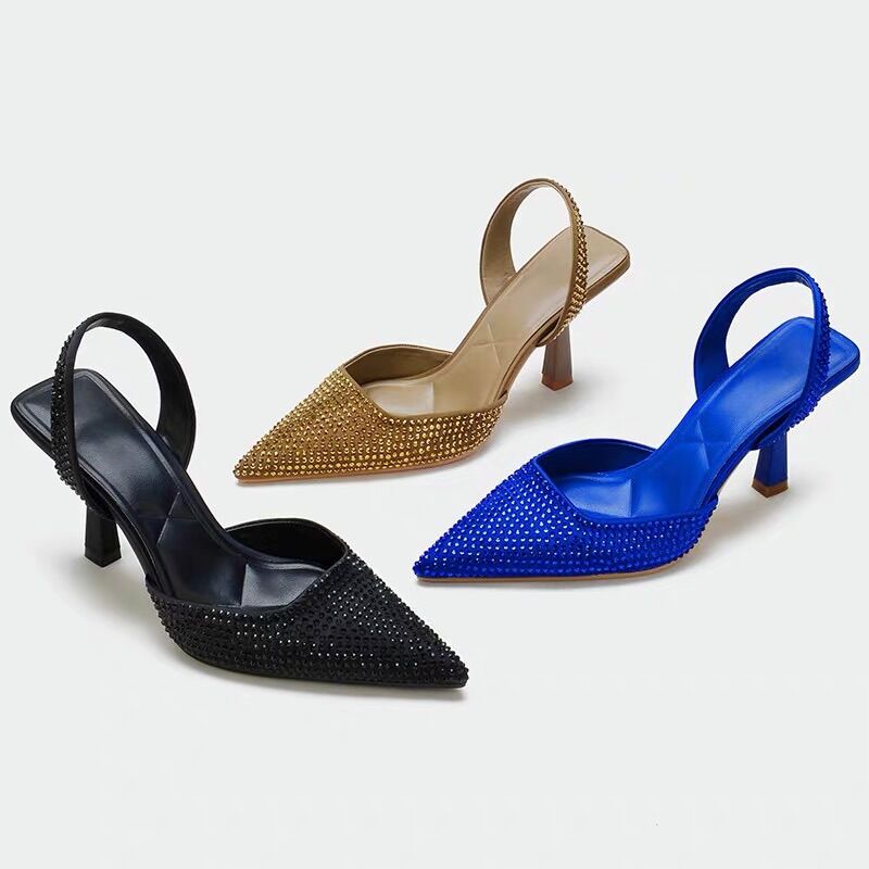 Guốc cao gót đính đá Zara