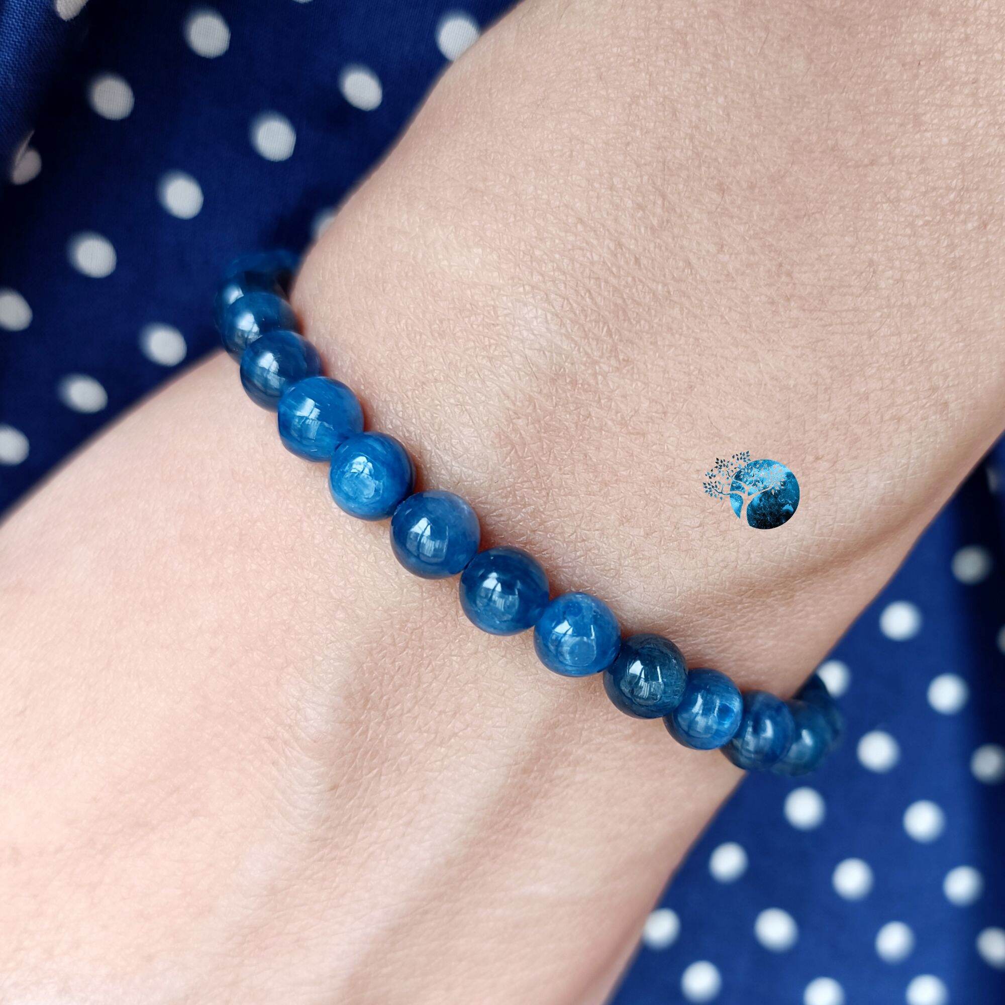 Vòng tay đá kyanite 4.5mm