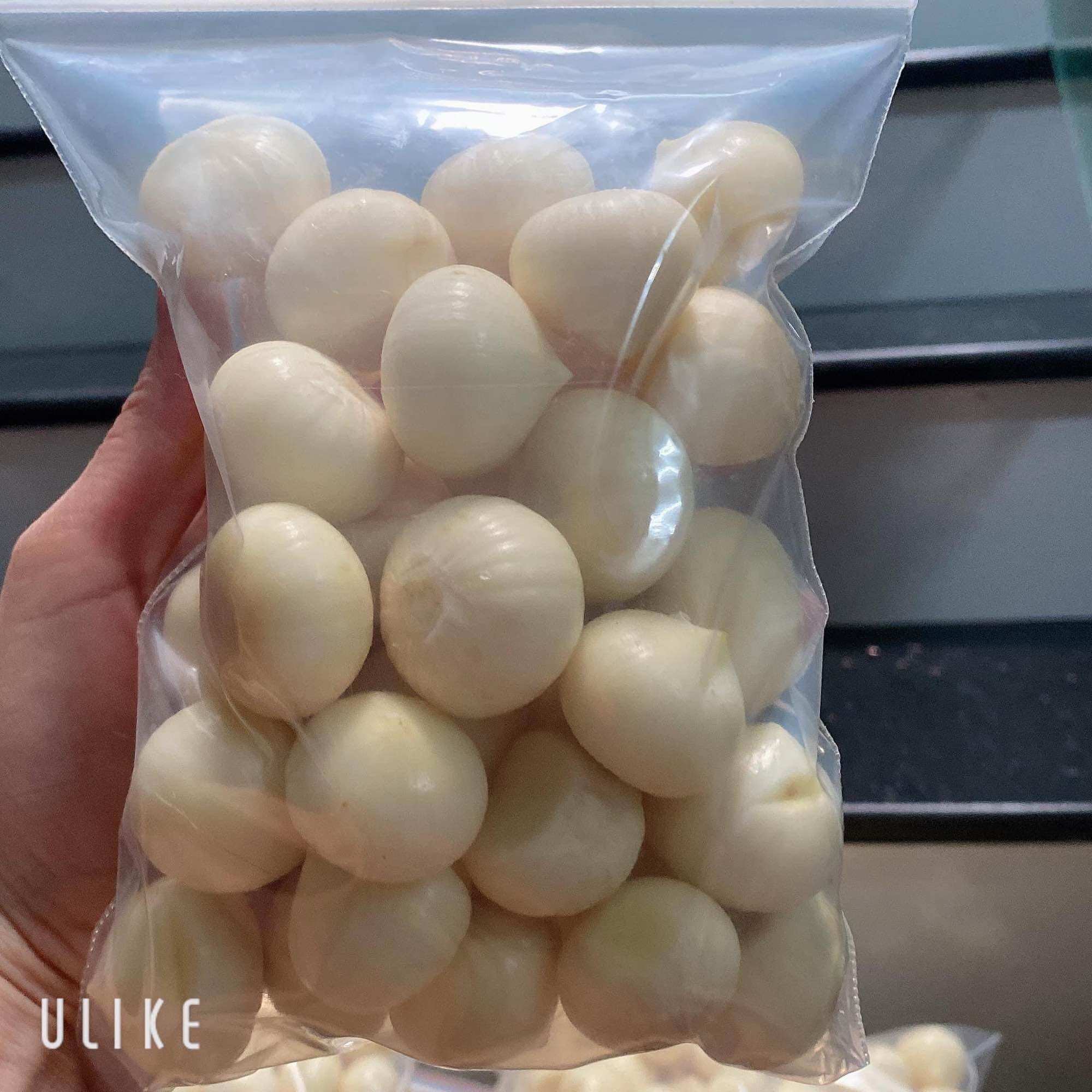 Tỏi cô đơn bóc sẵn túi 1kg( tặng 1 bàn chải đánh răng)