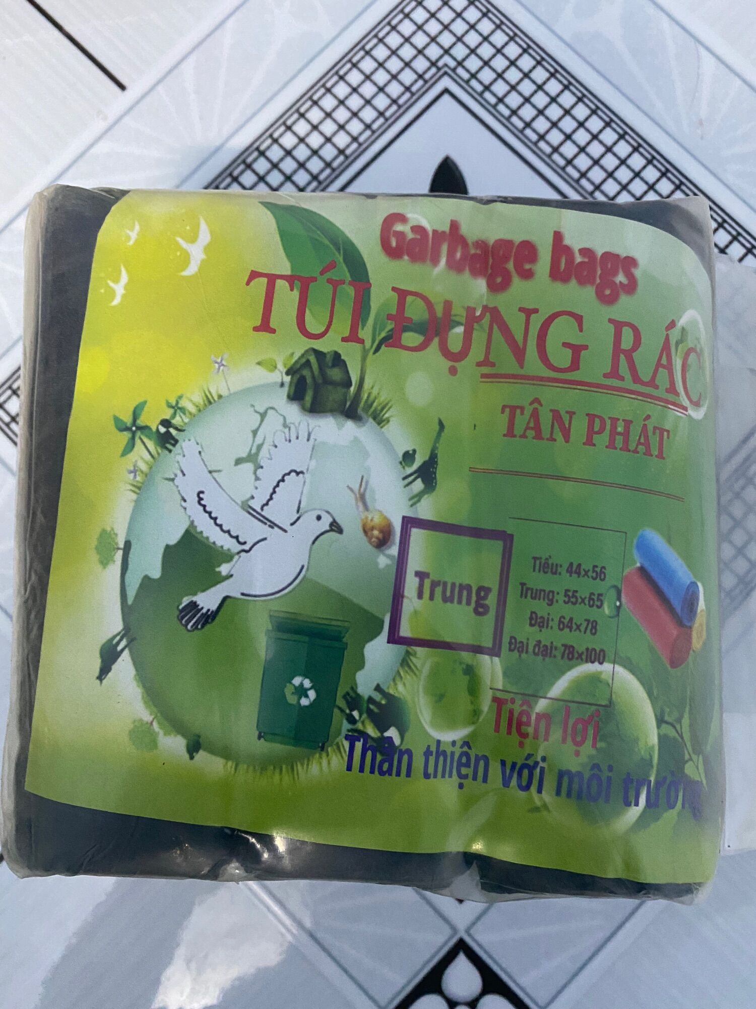 Túi đựng rác cuộn màu