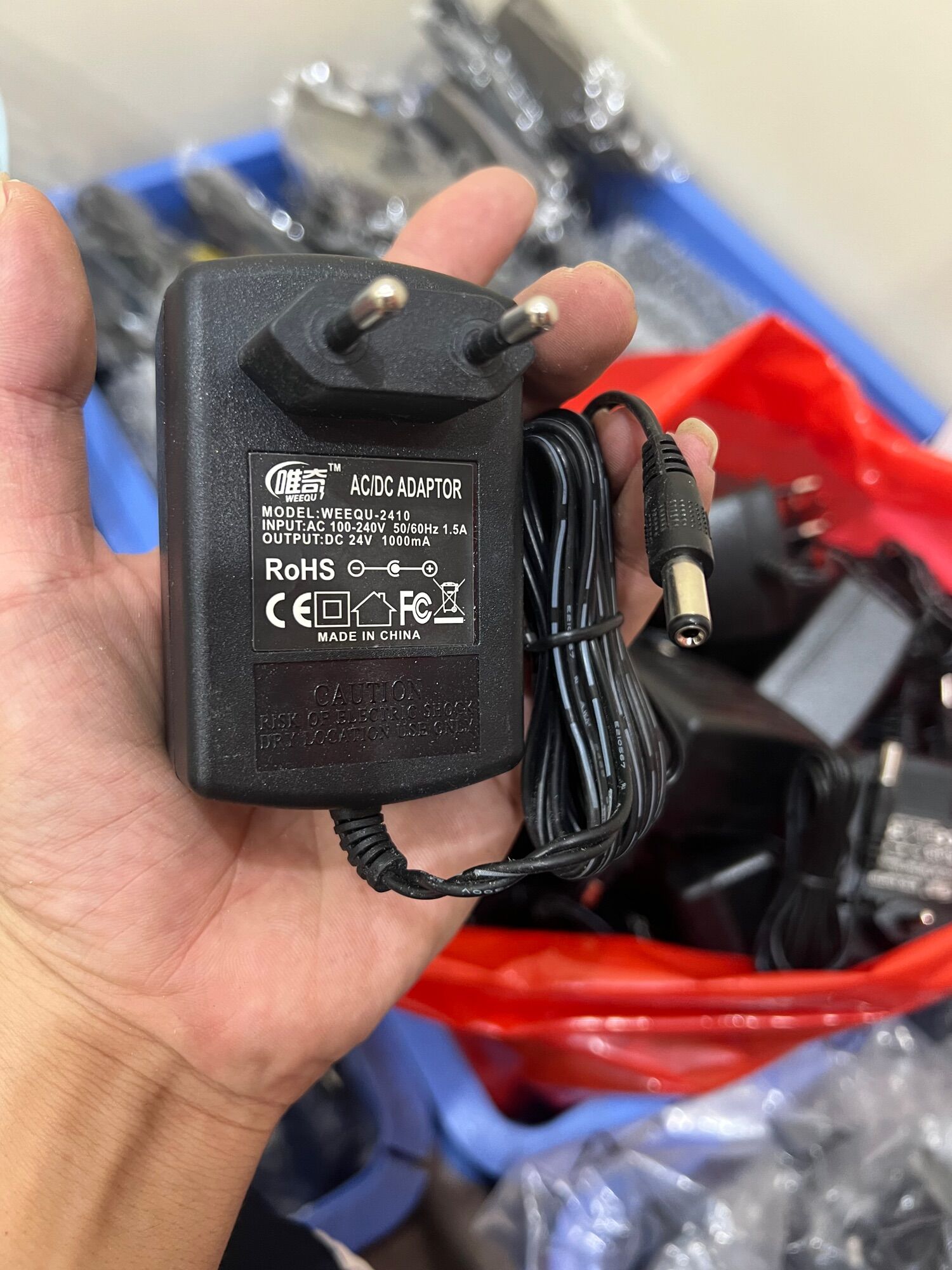 DC 24v 1000ma (24v1a) nguồn adapter bảo hành 12 tháng