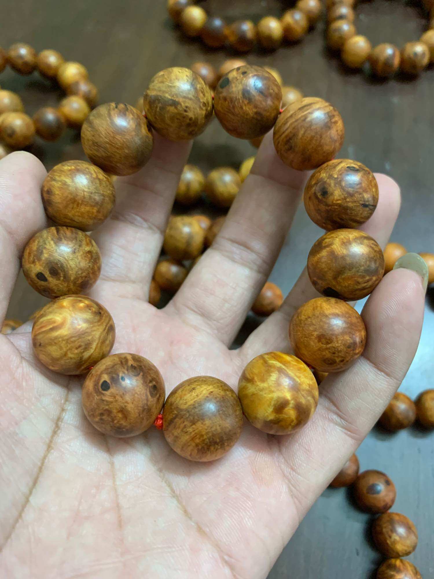 Vòng nu huyết long cao cấp.