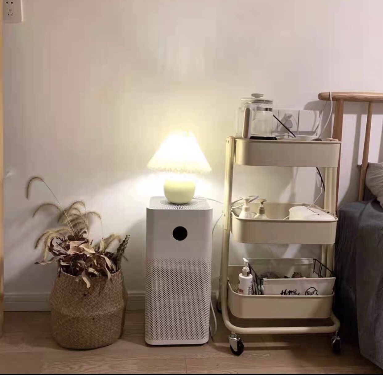 Kệ đa năng - xe đẩy chứa đồ 3 tầng ikea bánh xe xoay 360
