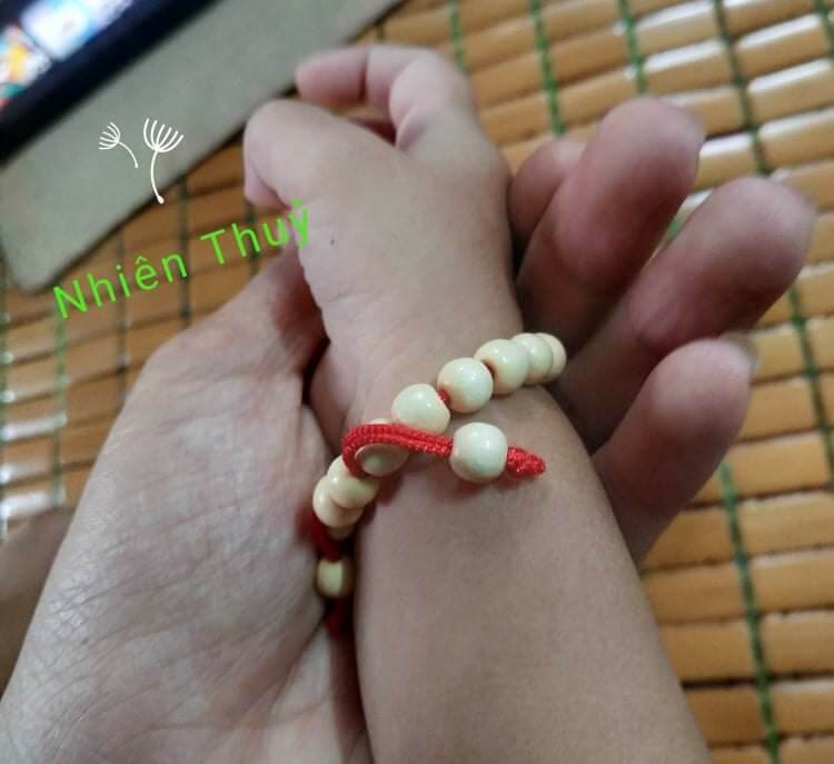 Combo 2 vòng dâu tằm cho trẻ sơ sinh