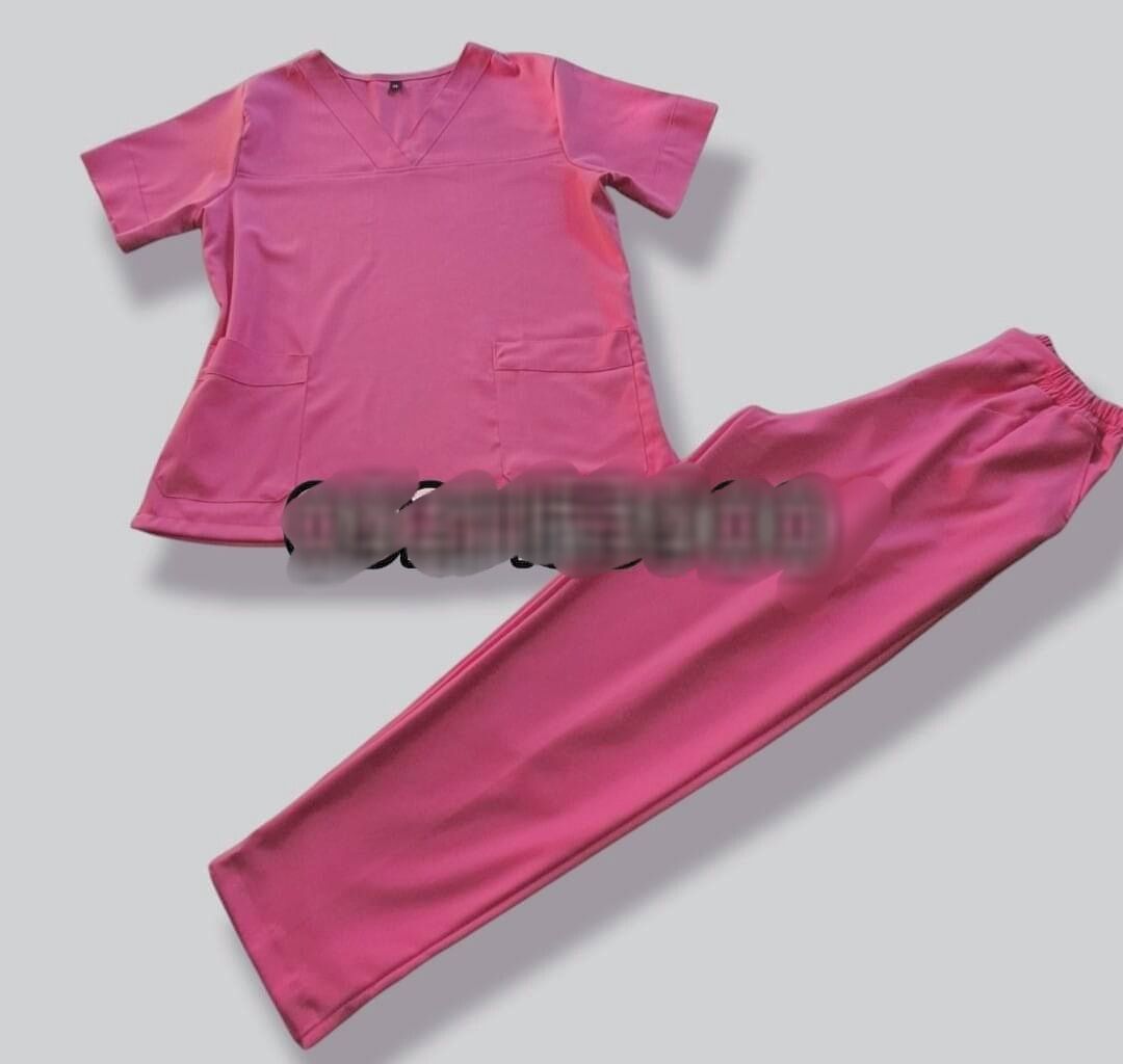 Đồng phục spa màu hồng