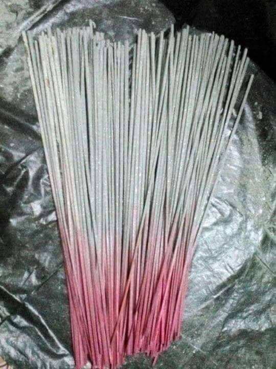 que hương phát sáng 1gói 10que