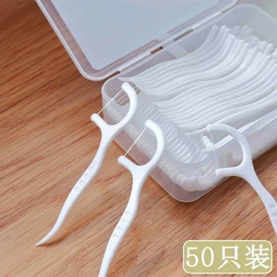 Tăm Chỉ Nha Khoa - Hộp 50 Cái - Tiệt Trùng Vệ Sinh Răng Miệng Chất Lượng Cao - HÀNG CÓ SẴN