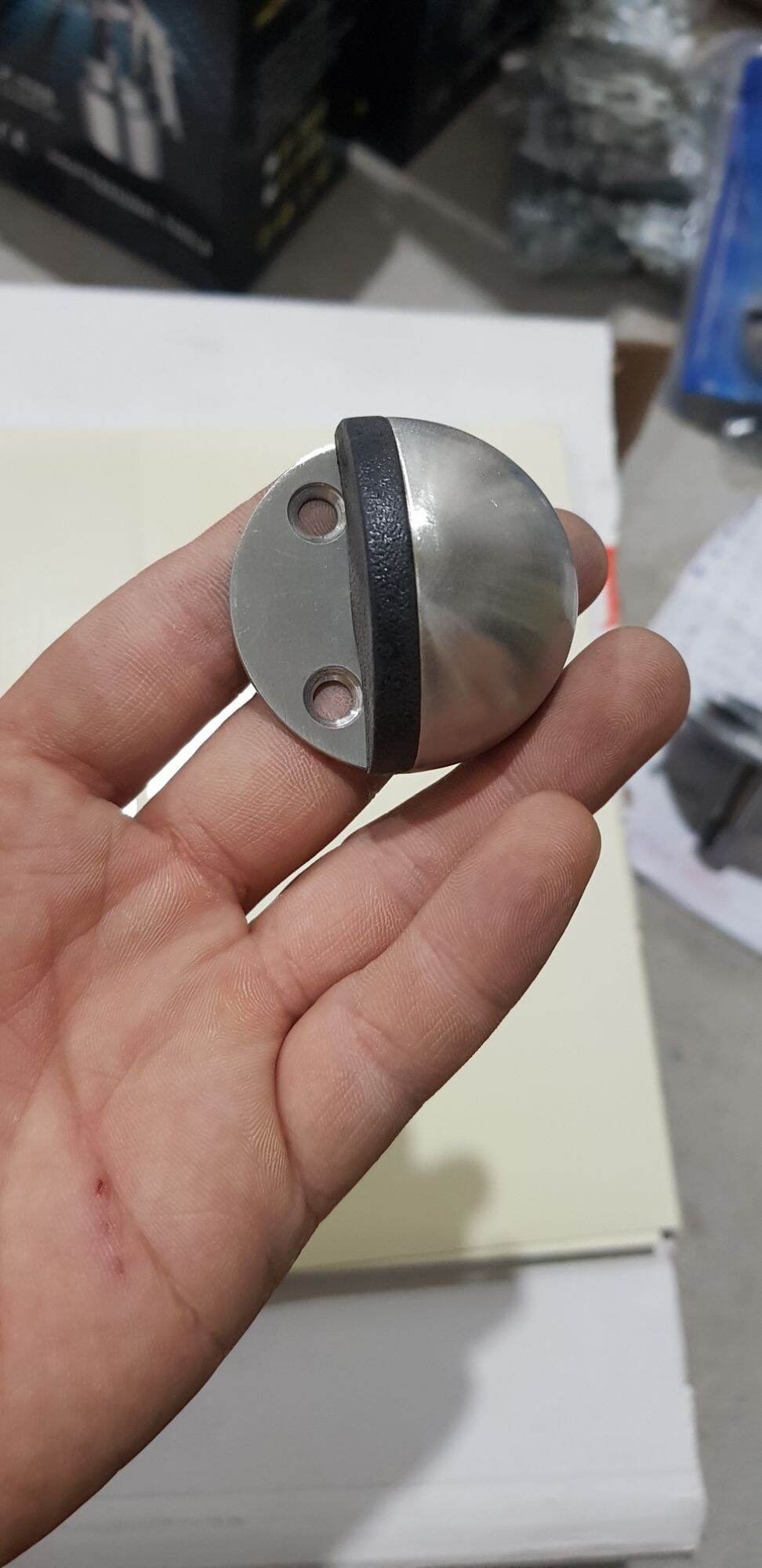 Chặn cửa bán nguyệt inox