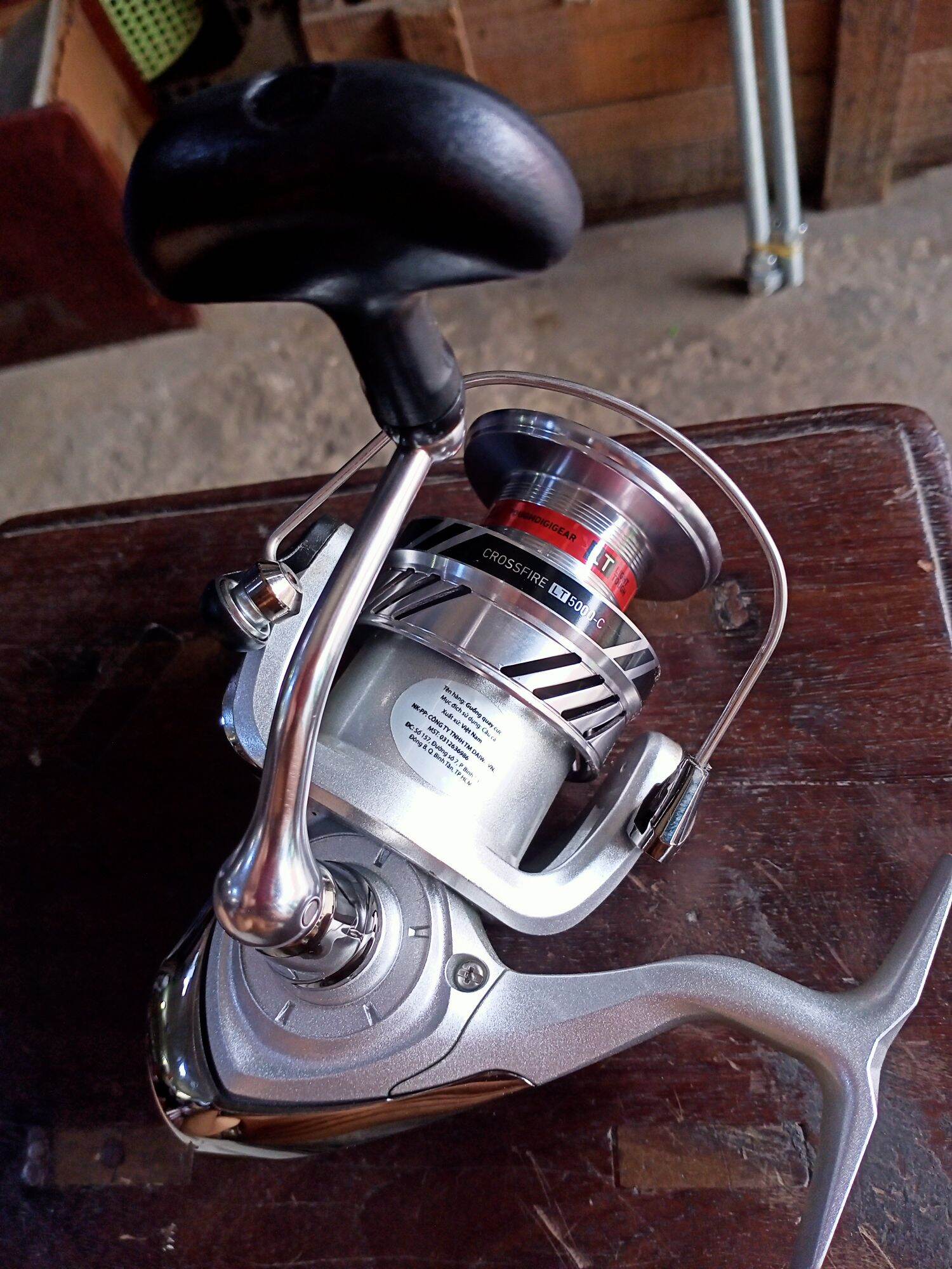 Máy câu Daiwa crossfire