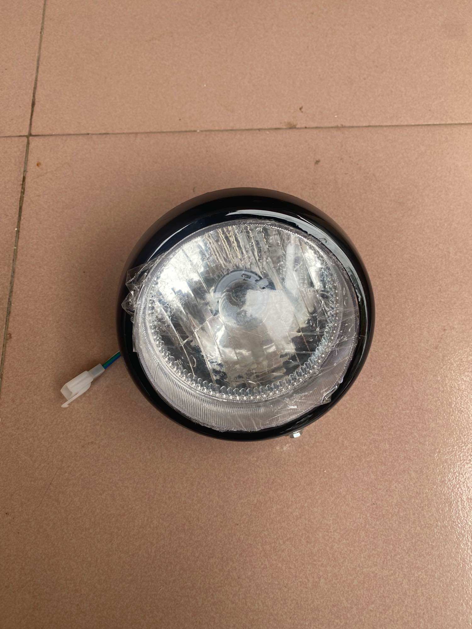 Pha đèn trước xe cúp 81 đời mới